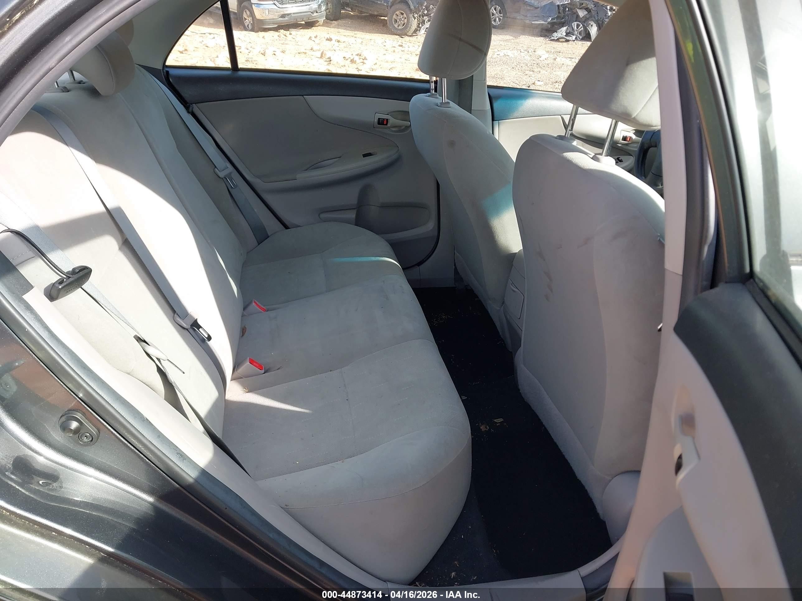 2013 Toyota Corolla L Gray vin: 2T1BU4EE4DC104463