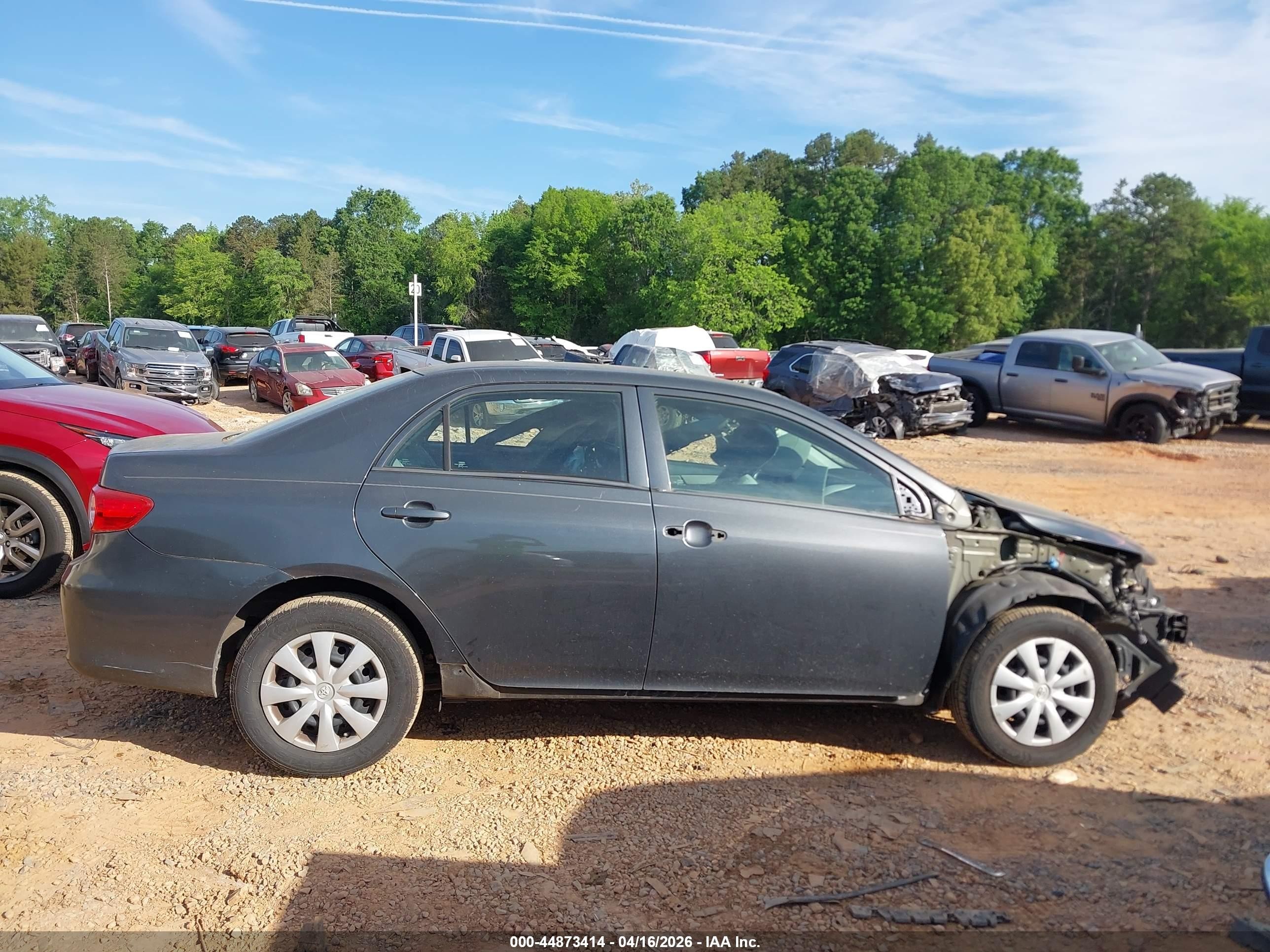 2013 Toyota Corolla L Gray vin: 2T1BU4EE4DC104463