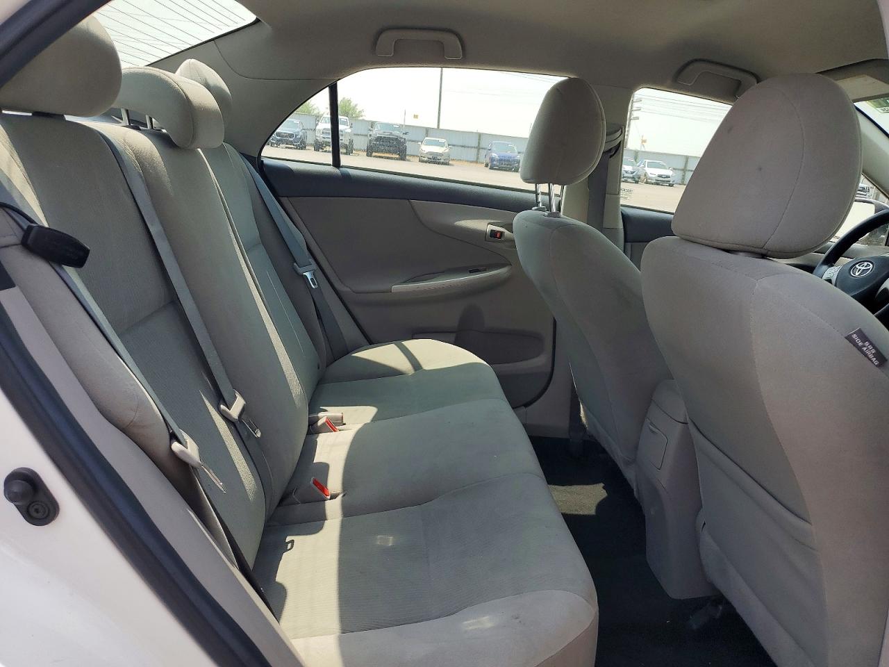 2013 Toyota Corolla Le White vin: 2T1BU4EE4DC106696
