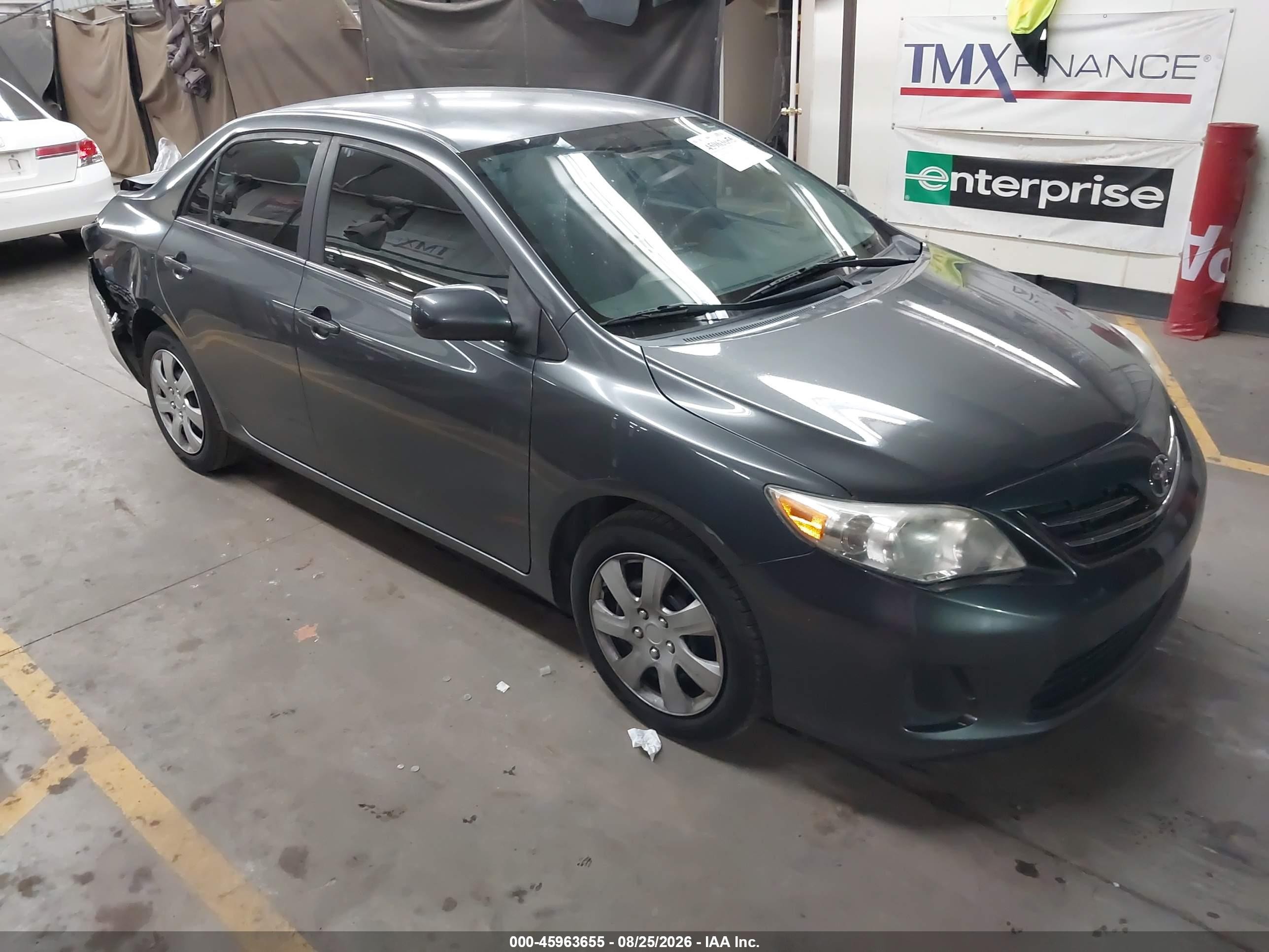 2013 Toyota Corolla Le Gray vin: 2T1BU4EE4DC106830