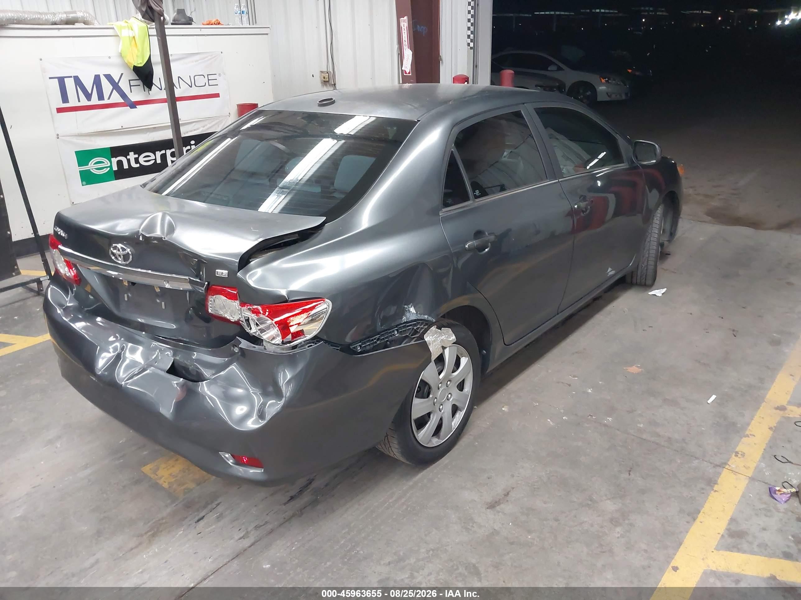 2013 Toyota Corolla Le Gray vin: 2T1BU4EE4DC106830