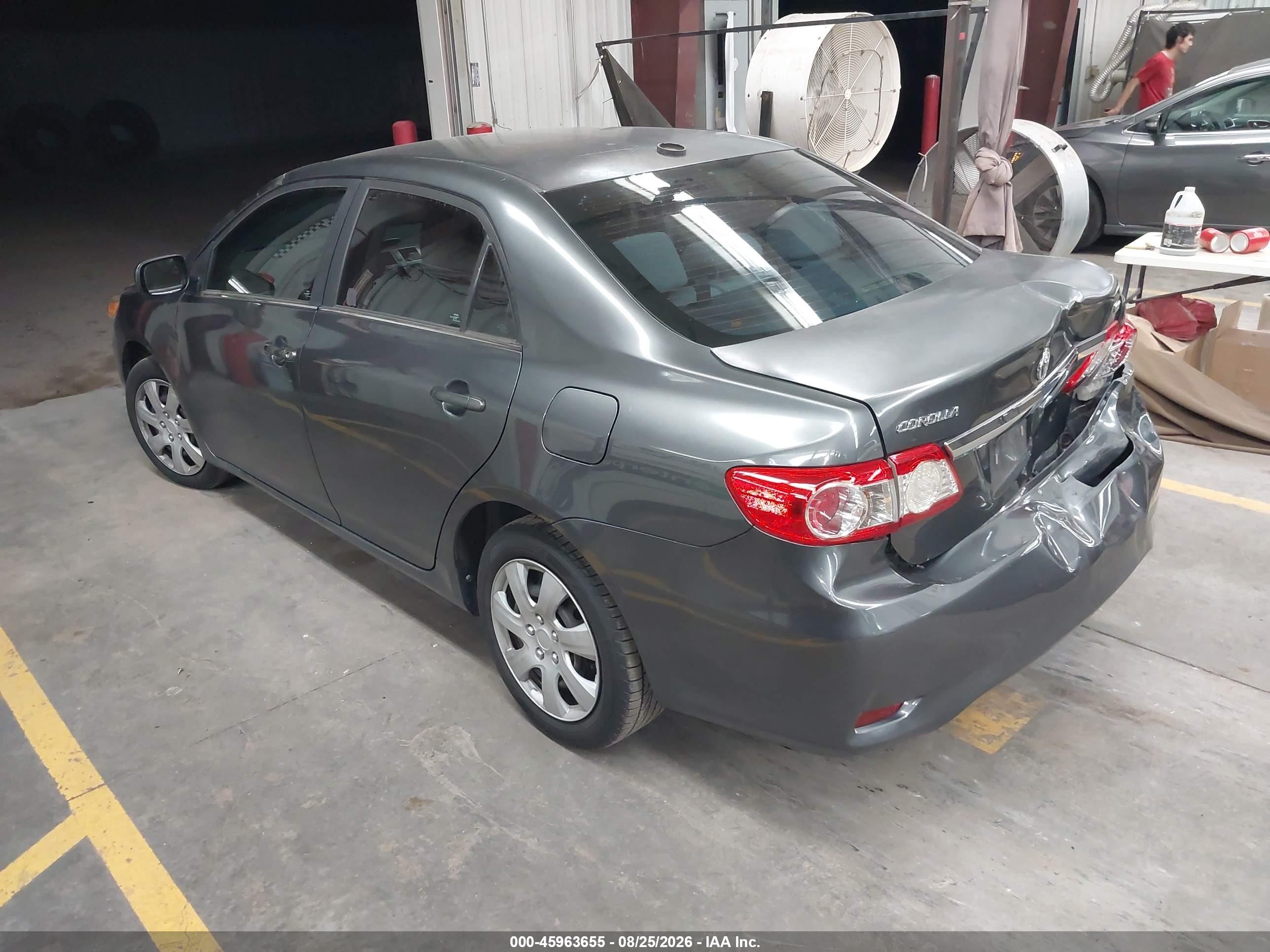 2013 Toyota Corolla Le Gray vin: 2T1BU4EE4DC106830