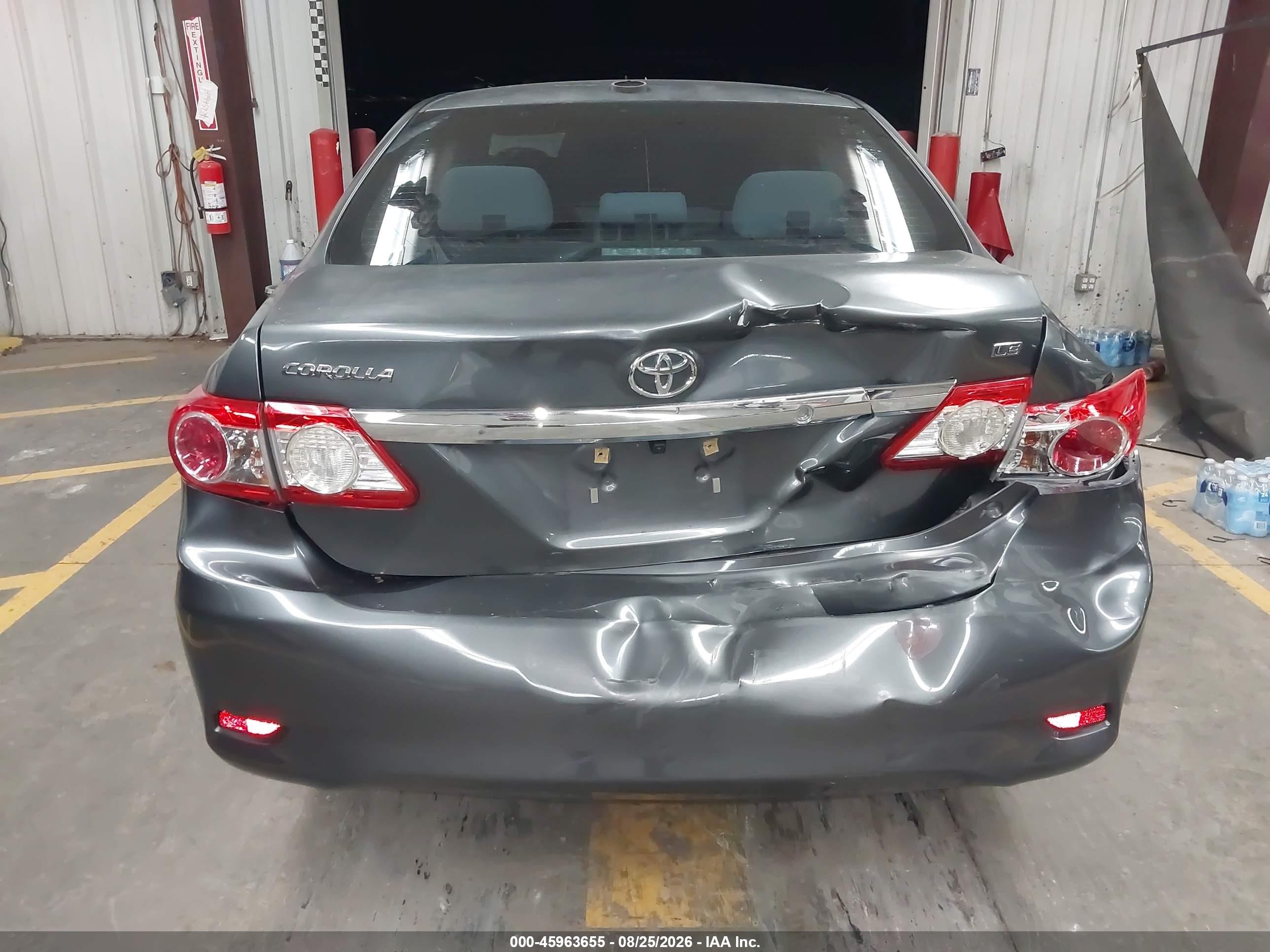 2013 Toyota Corolla Le Gray vin: 2T1BU4EE4DC106830