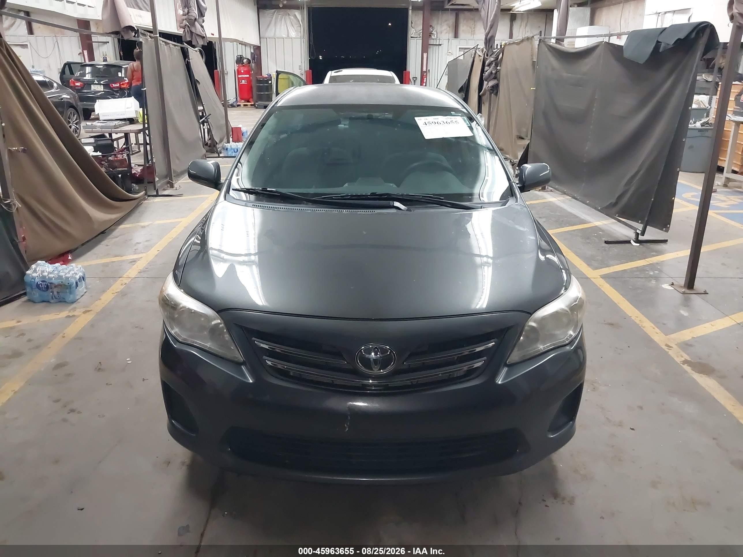 2013 Toyota Corolla Le Gray vin: 2T1BU4EE4DC106830