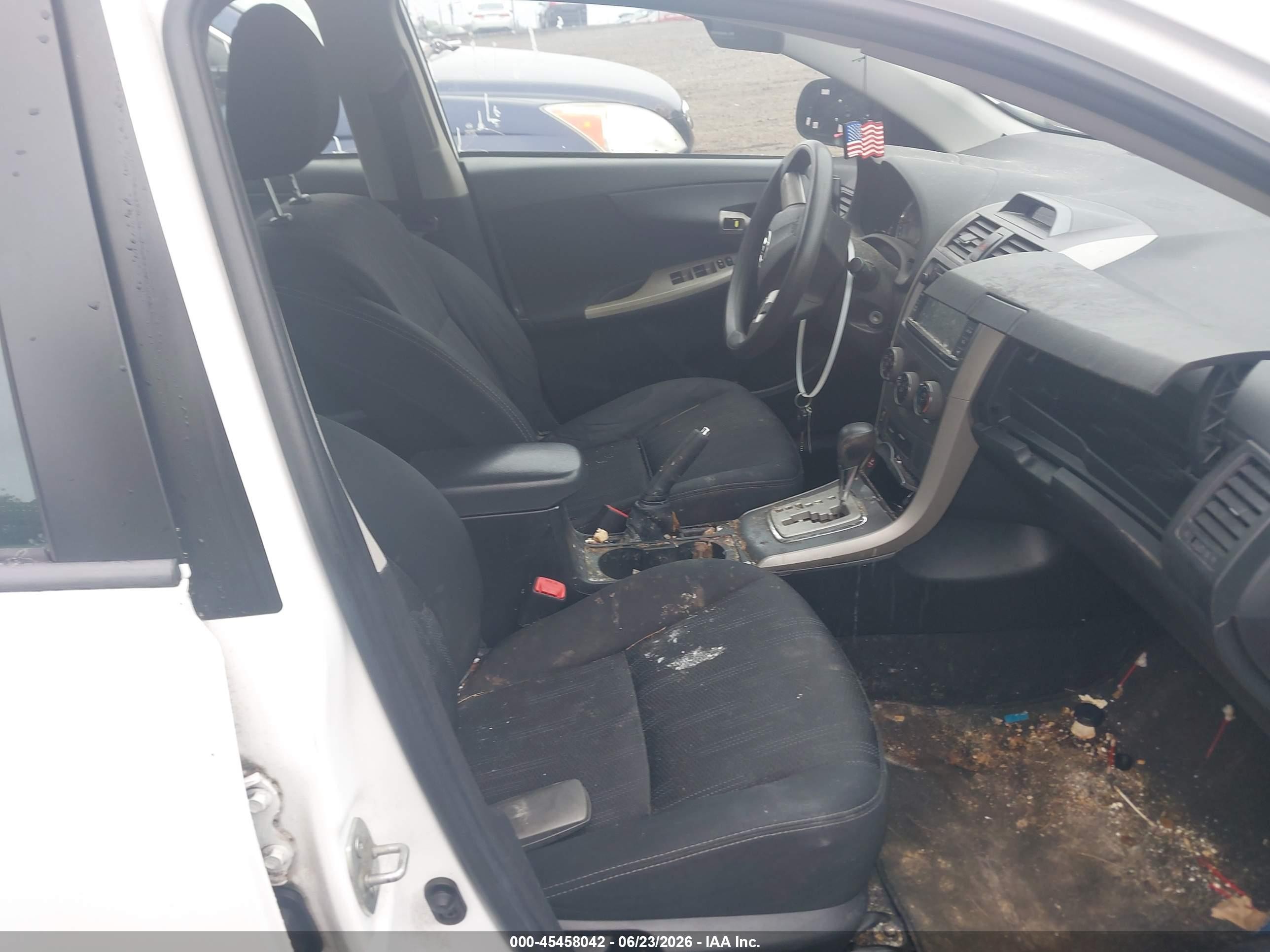 2013 Toyota Corolla S White vin: 2T1BU4EE4DC120551