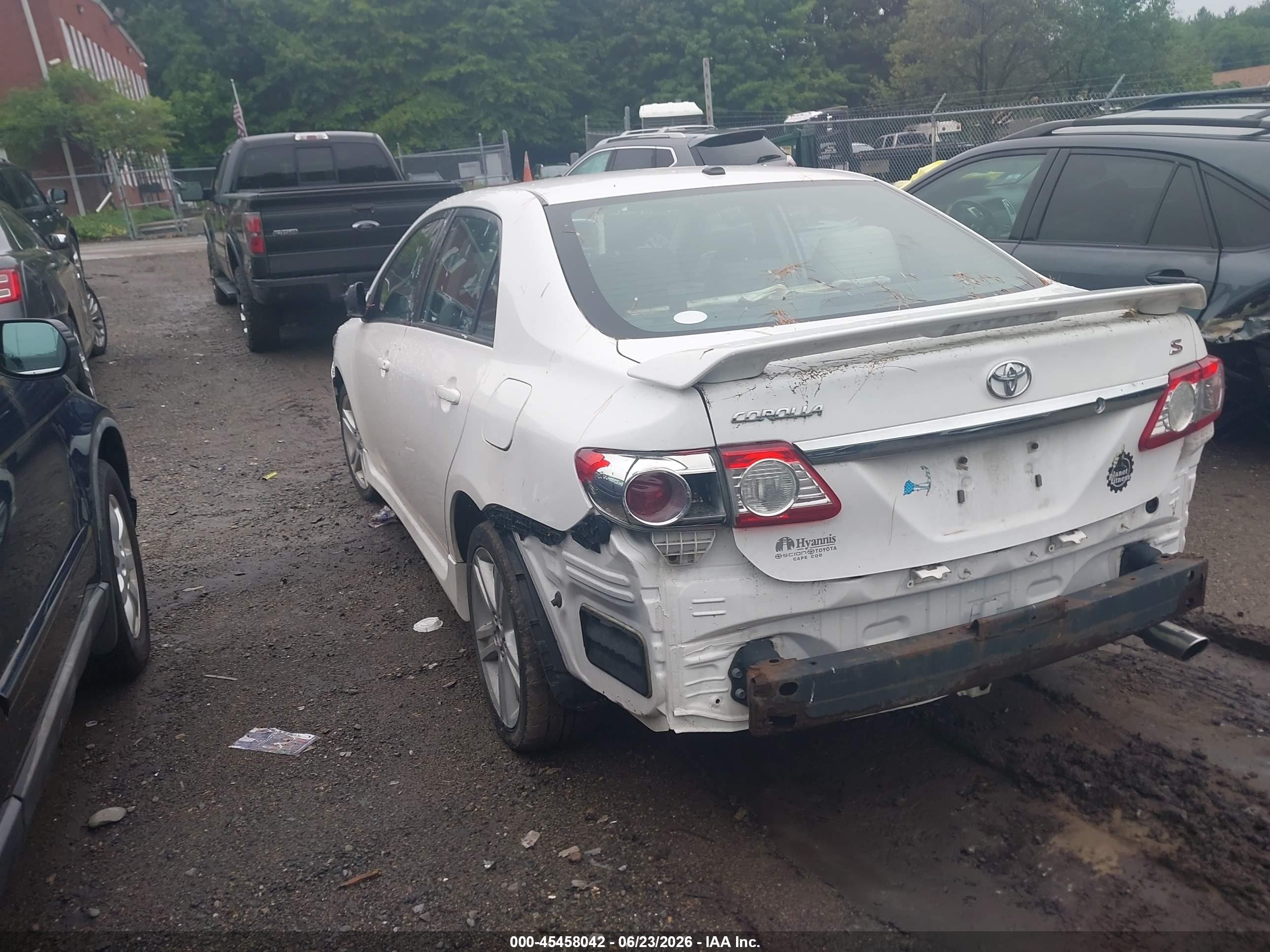 2013 Toyota Corolla S White vin: 2T1BU4EE4DC120551