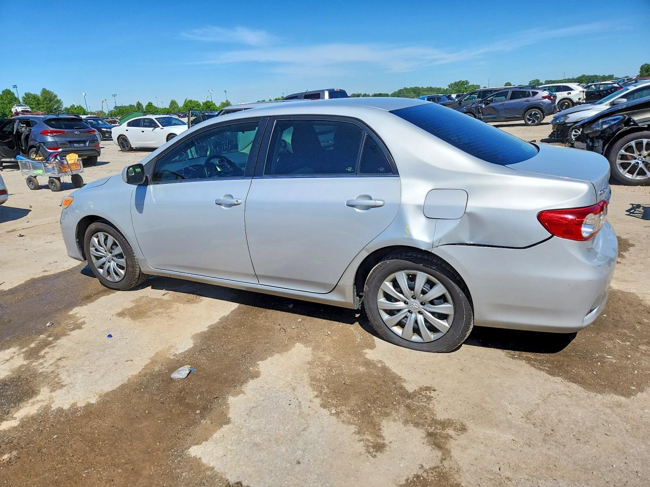 2013 Toyota Corolla Le Silver vin: 2T1BU4EE4DC125880