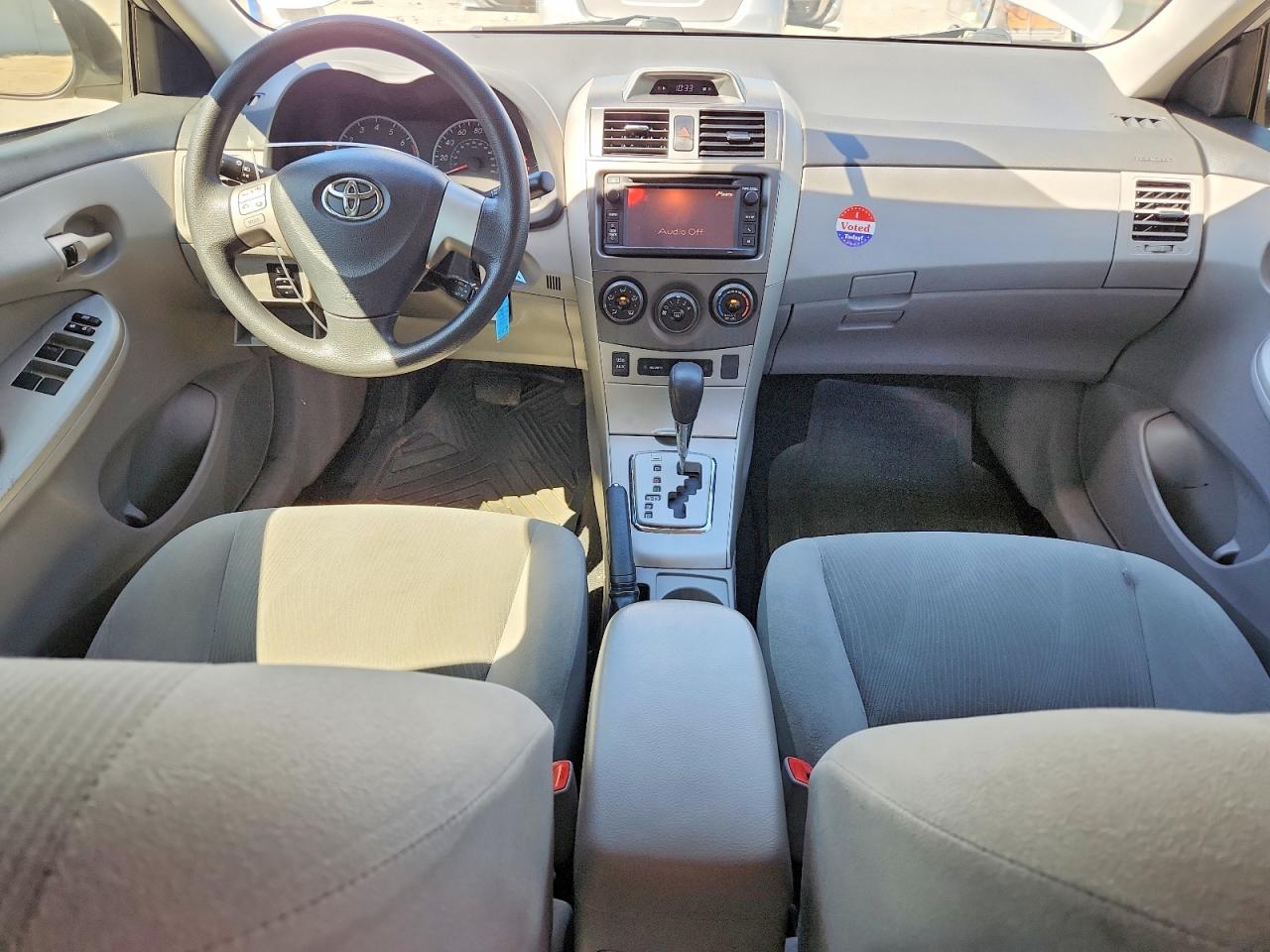 2013 Toyota Corolla Le Silver vin: 2T1BU4EE4DC125880