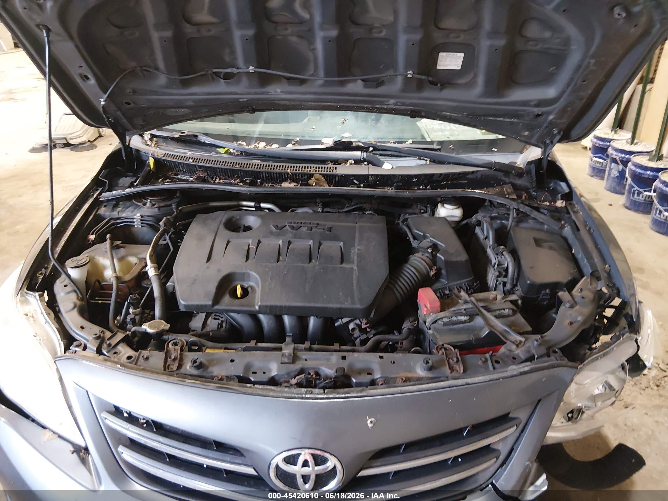 2013 Toyota Corolla Le Серый vin: 2T1BU4EE4DC127046