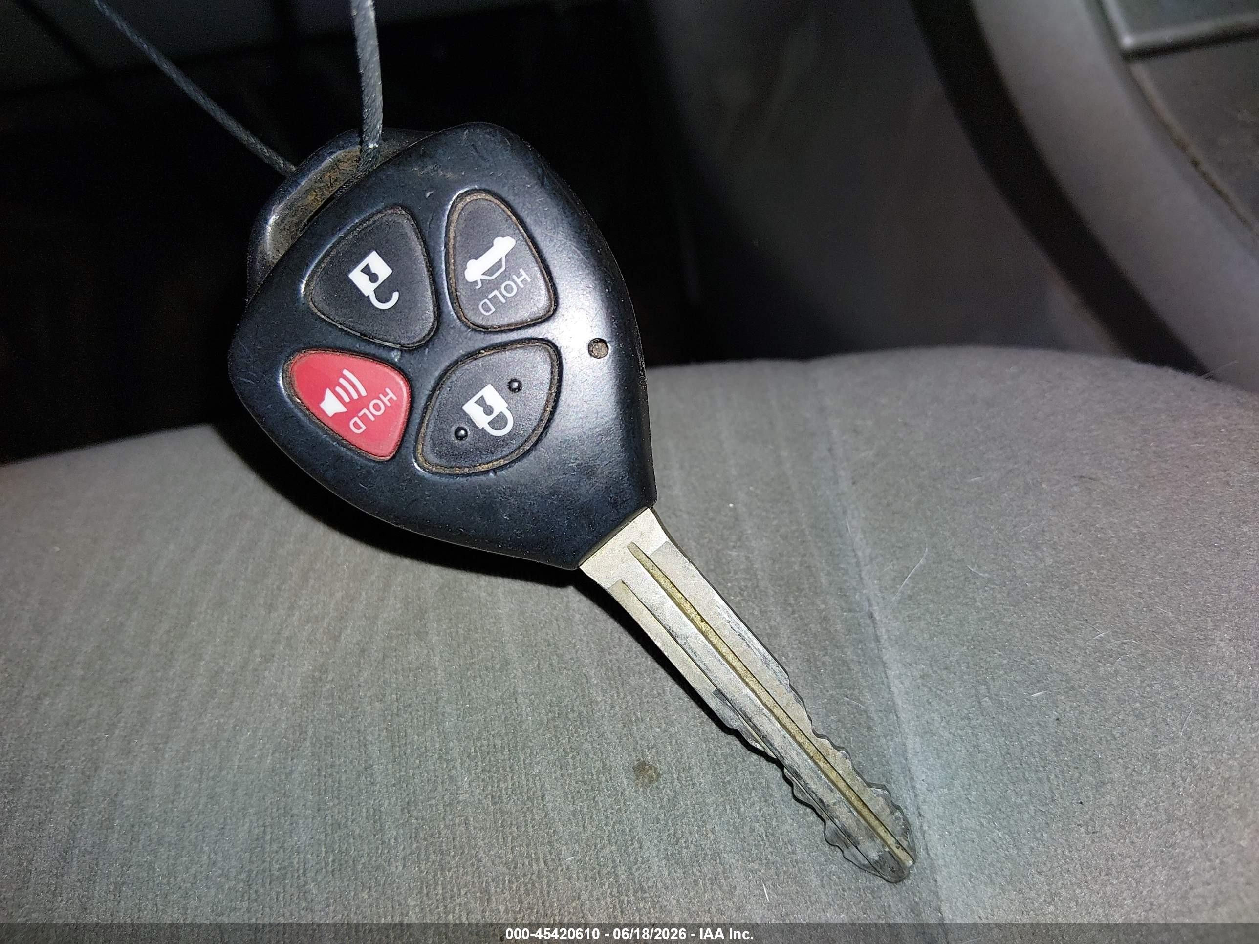 2013 Toyota Corolla Le Серый vin: 2T1BU4EE4DC127046