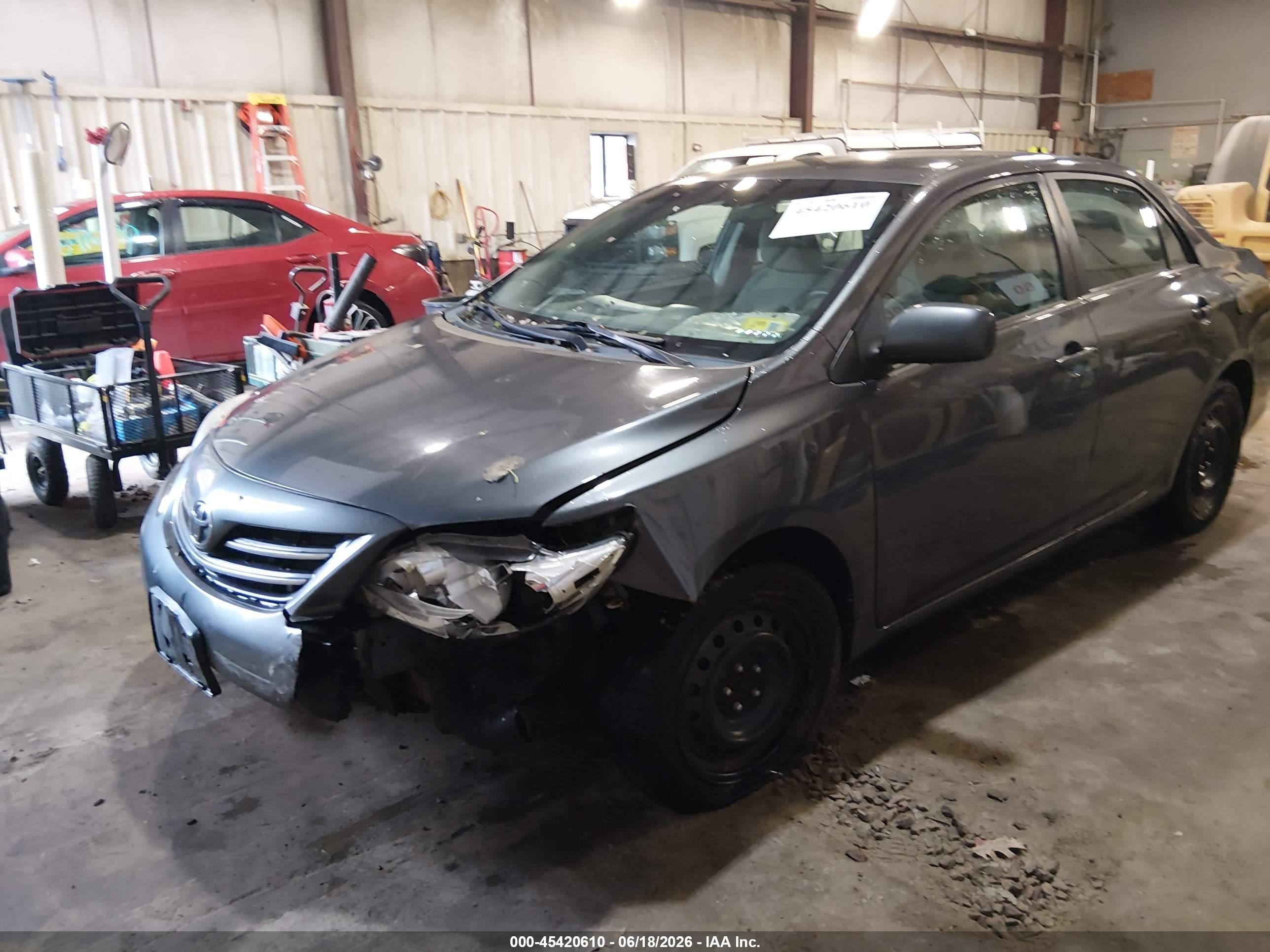 2013 Toyota Corolla Le Серый vin: 2T1BU4EE4DC127046