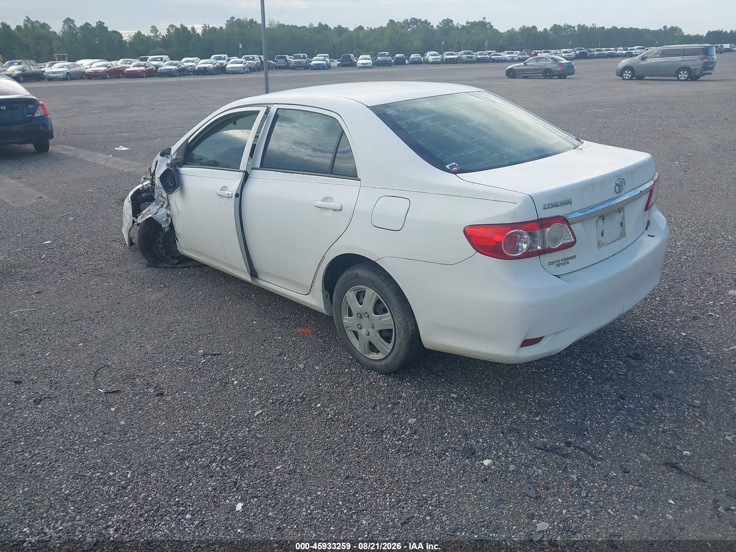 2013 Toyota Corolla L White vin: 2T1BU4EE4DC939804