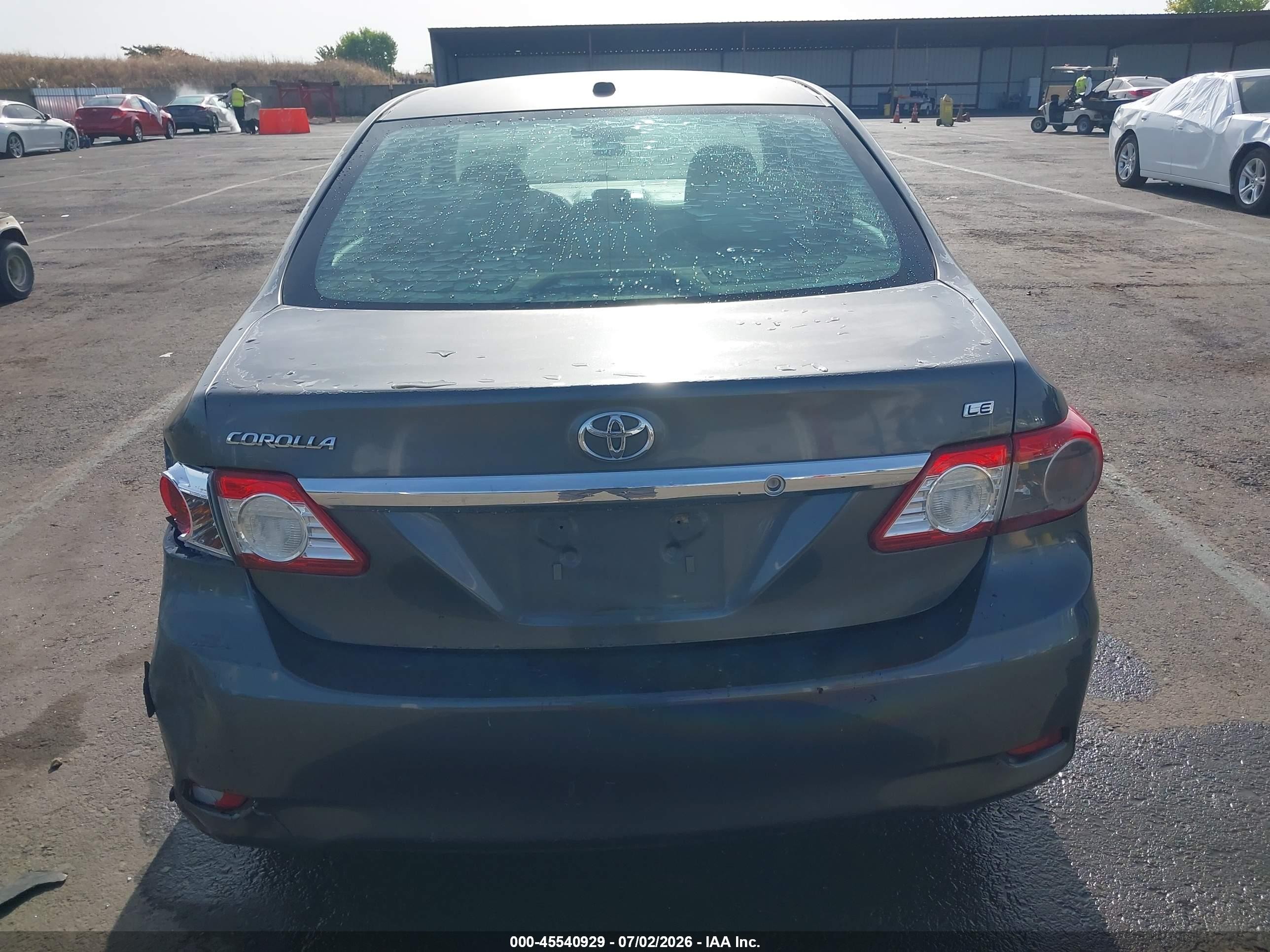 2013 Toyota Corolla Le Серый vin: 2T1BU4EE4DC946395