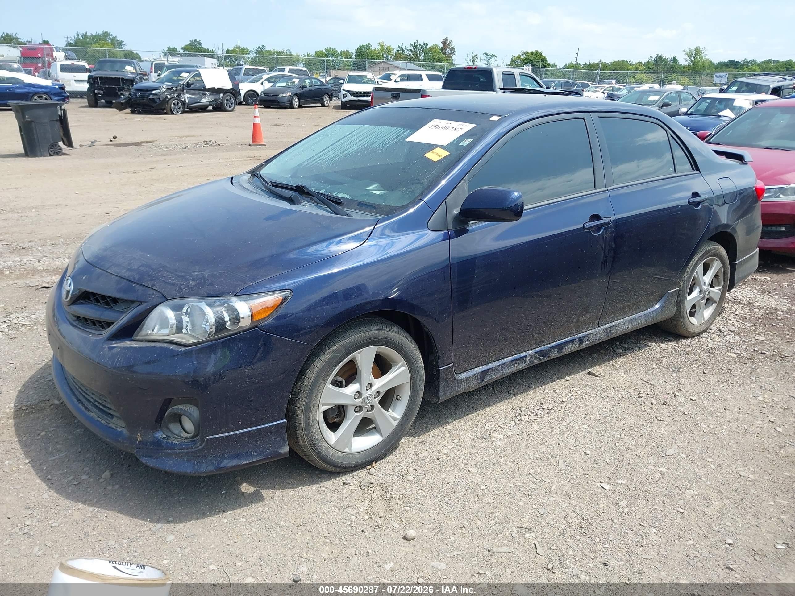 2013 Toyota Corolla S Blue vin: 2T1BU4EE4DC948387