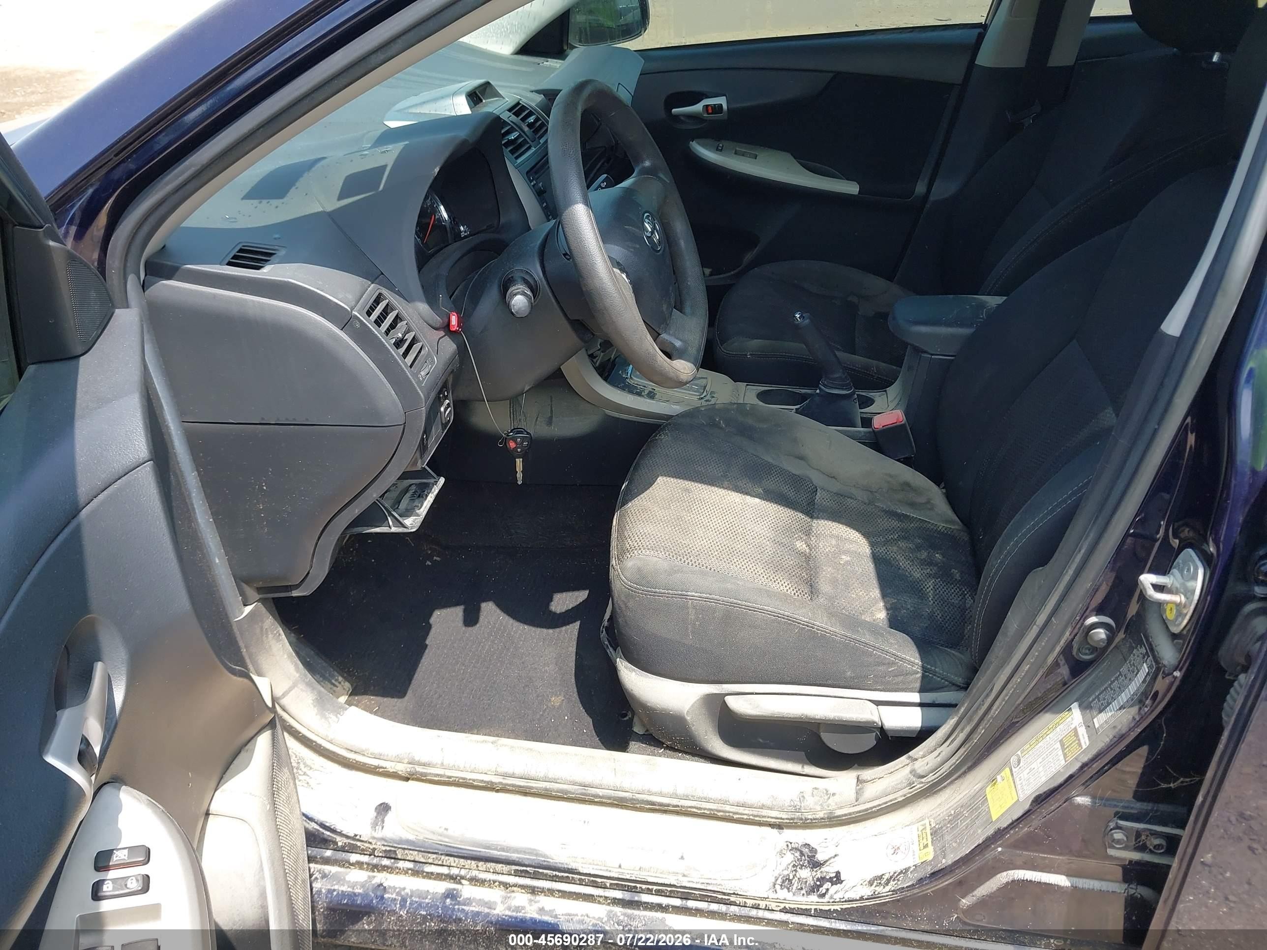 2013 Toyota Corolla S Blue vin: 2T1BU4EE4DC948387
