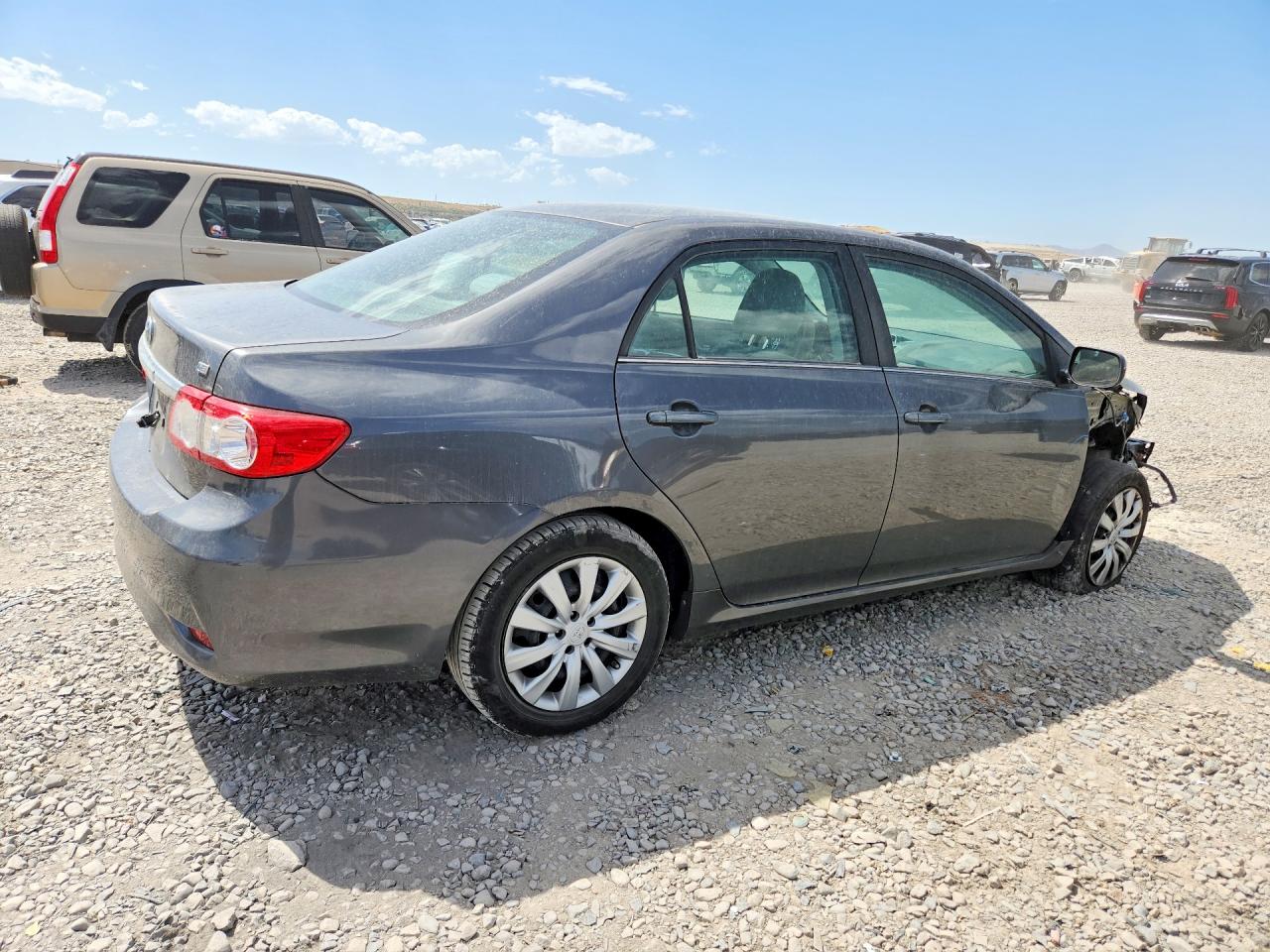 2013 Toyota Corolla Le Gray vin: 2T1BU4EE4DC949135