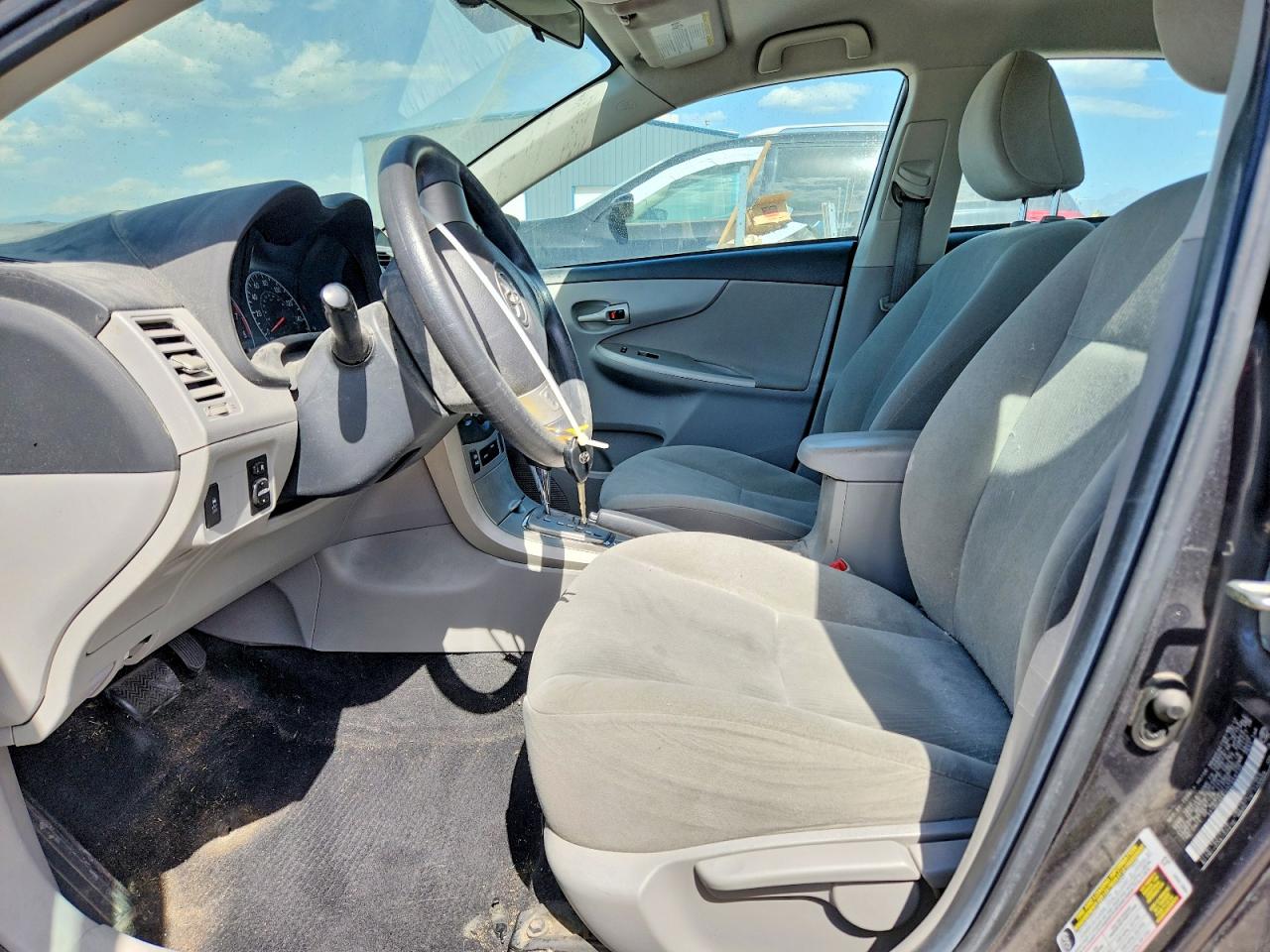 2013 Toyota Corolla Le Gray vin: 2T1BU4EE4DC949135