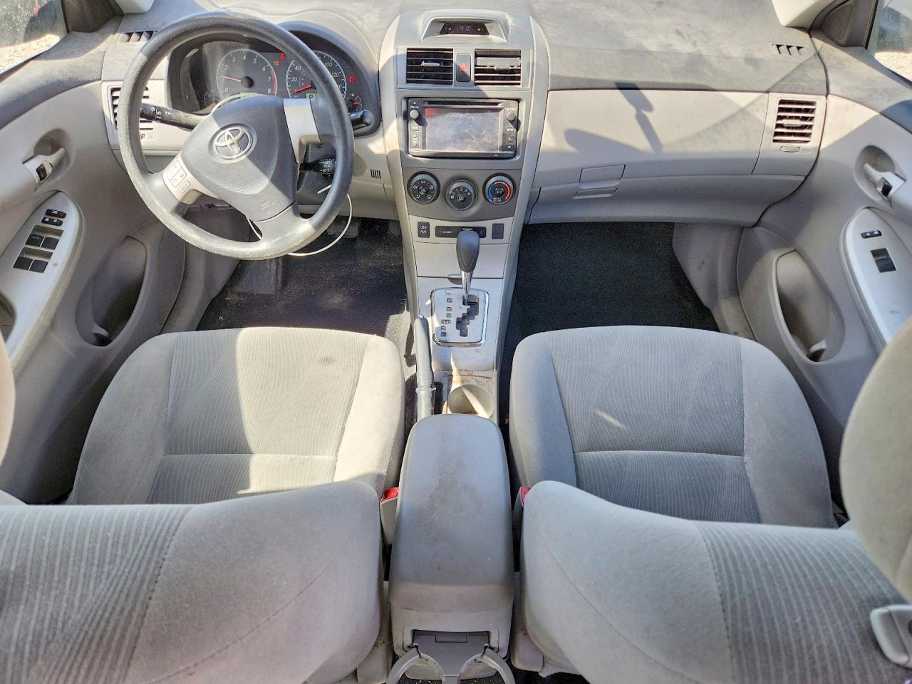 2013 Toyota Corolla Le Gray vin: 2T1BU4EE4DC949135