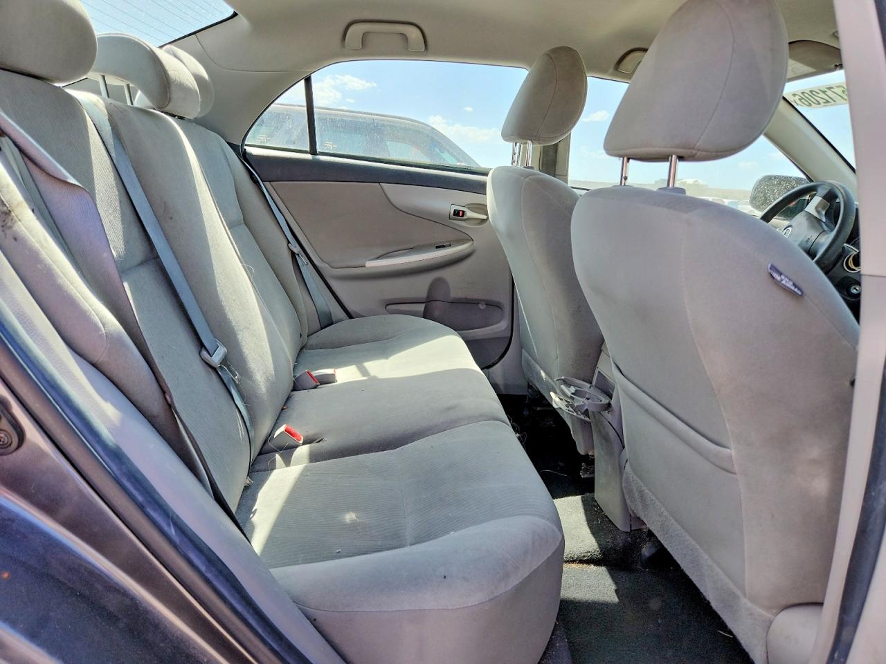 2013 Toyota Corolla Le Gray vin: 2T1BU4EE4DC949135