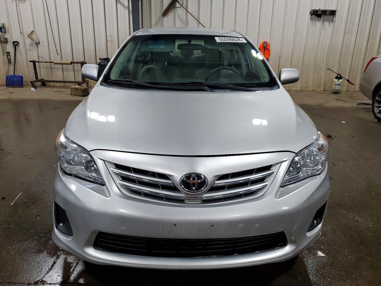 2013 Toyota Corolla Le Silver vin: 2T1BU4EE4DC950298