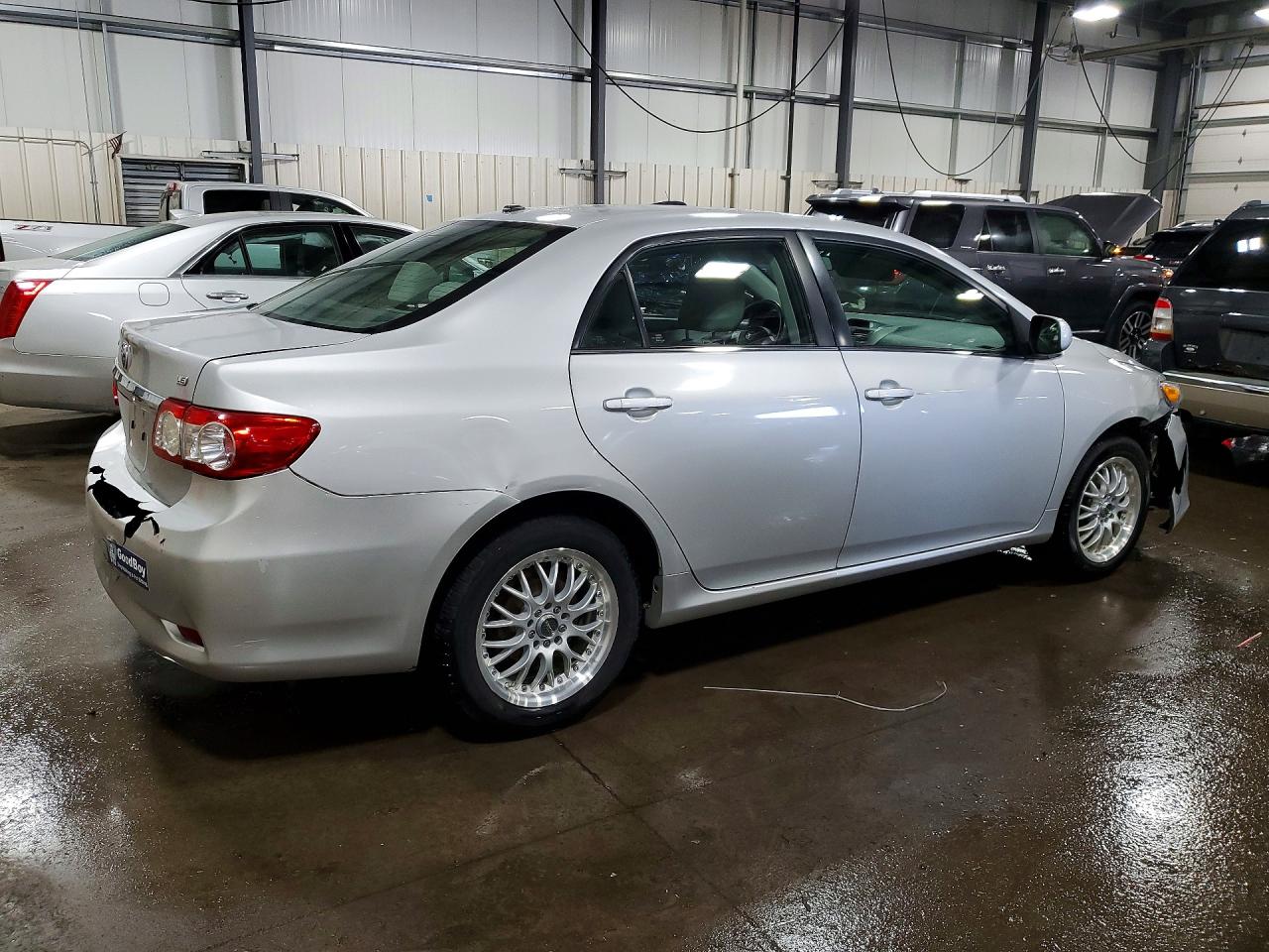 2013 Toyota Corolla Le Silver vin: 2T1BU4EE4DC950298