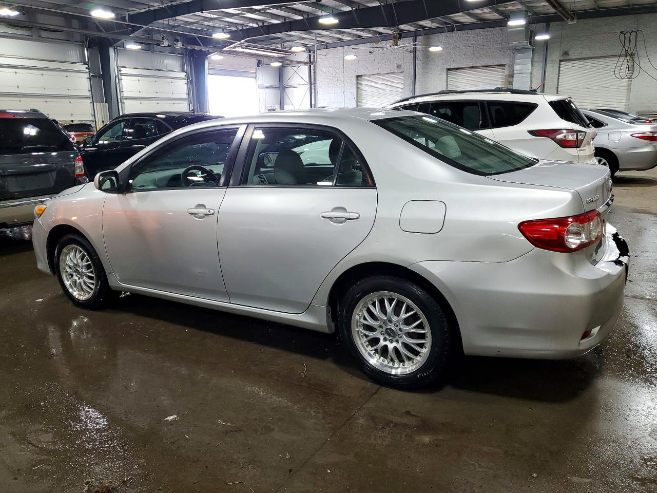 2013 Toyota Corolla Le Silver vin: 2T1BU4EE4DC950298