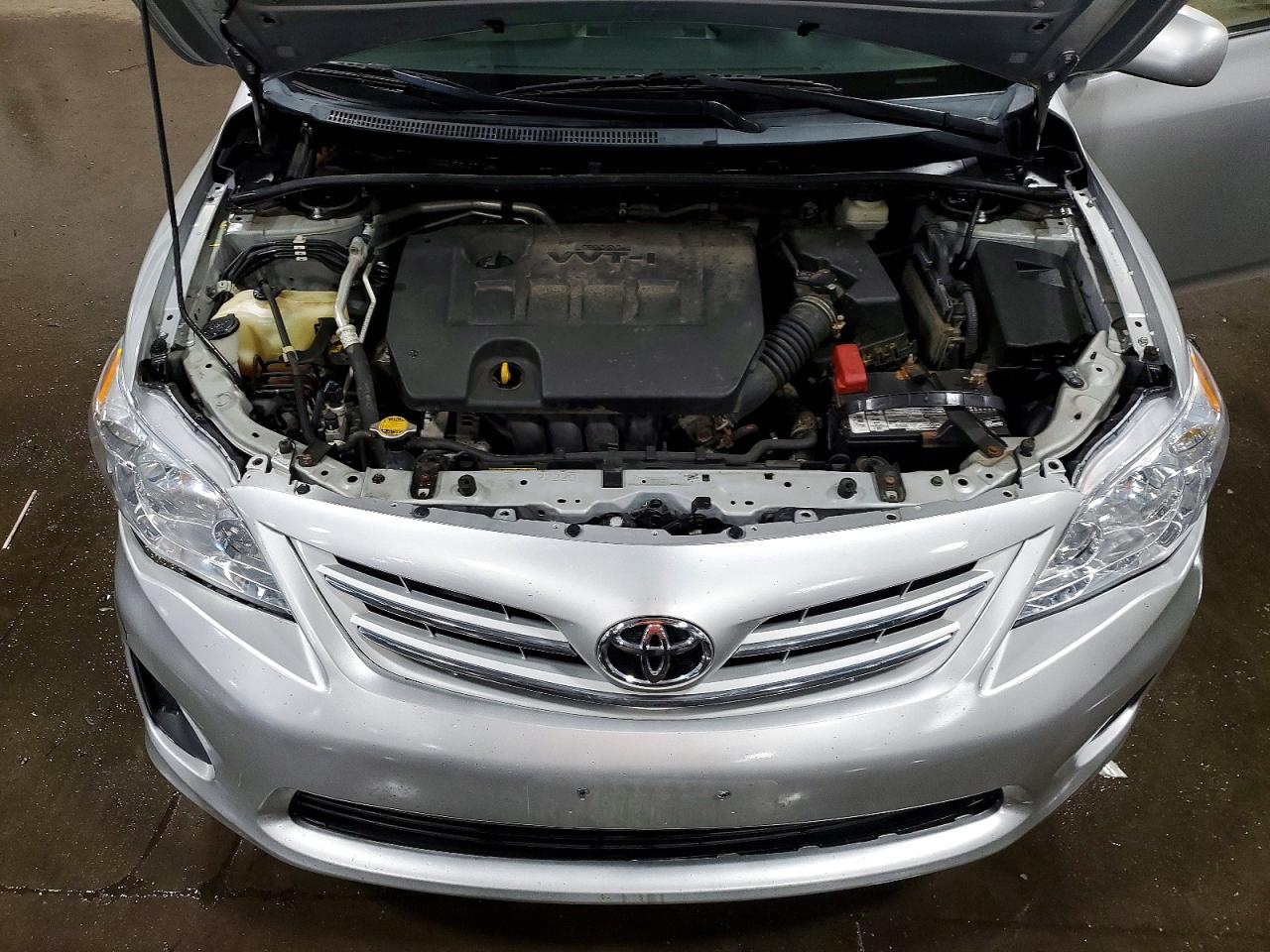 2013 Toyota Corolla Le Silver vin: 2T1BU4EE4DC950298