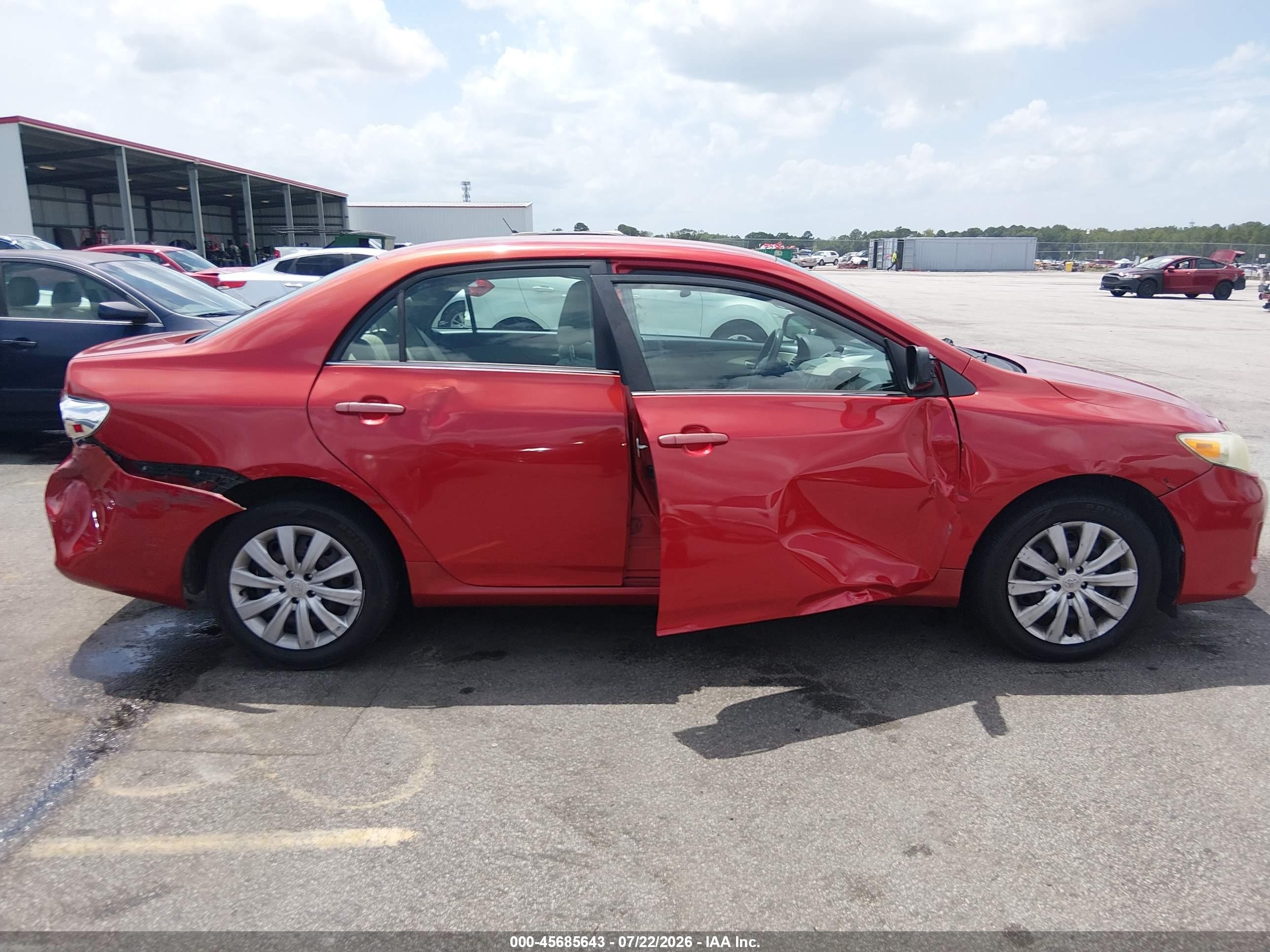 2013 Toyota Corolla Le Красный vin: 2T1BU4EE4DC958319