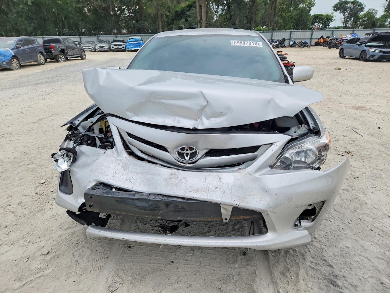 2013 Toyota Corolla L Silver vin: 2T1BU4EE4DC960393