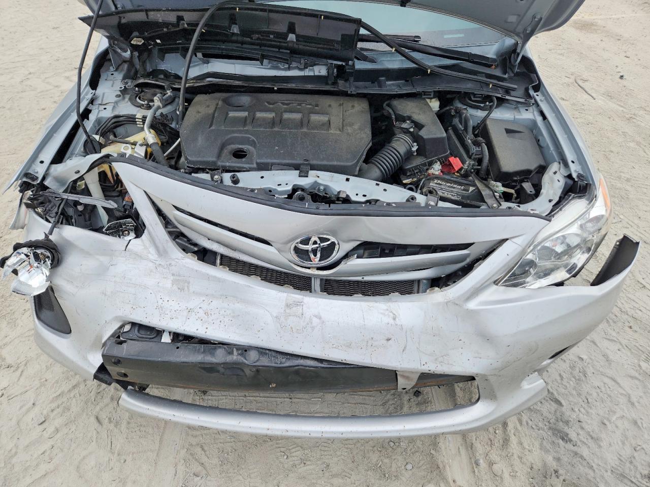 2013 Toyota Corolla L Silver vin: 2T1BU4EE4DC960393