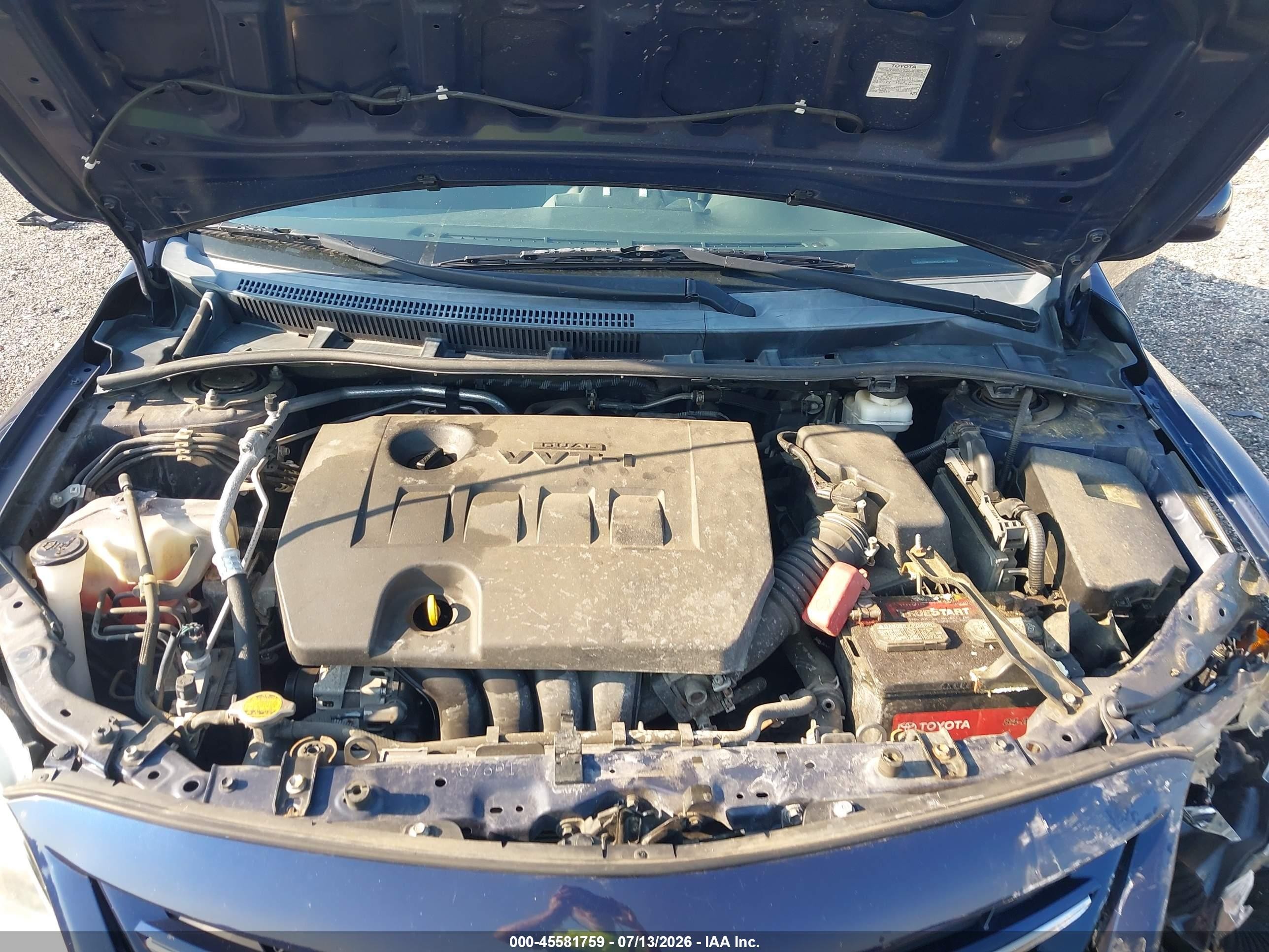 2013 Toyota Corolla Le Blue vin: 2T1BU4EE4DC965528
