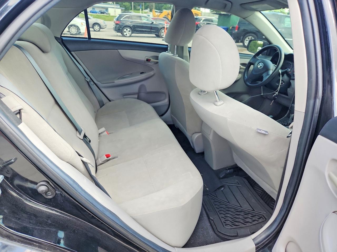 2013 Toyota Corolla L Черный vin: 2T1BU4EE4DC976688