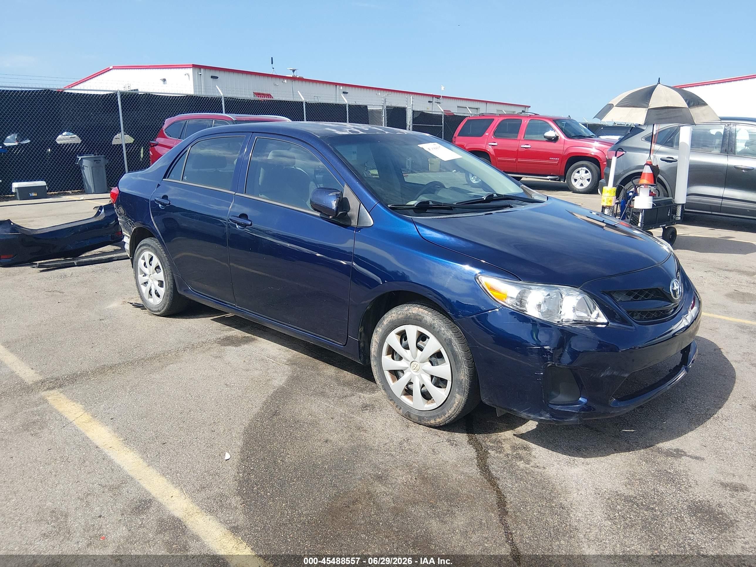 2013 Toyota Corolla L Navy vin: 2T1BU4EE4DC986752