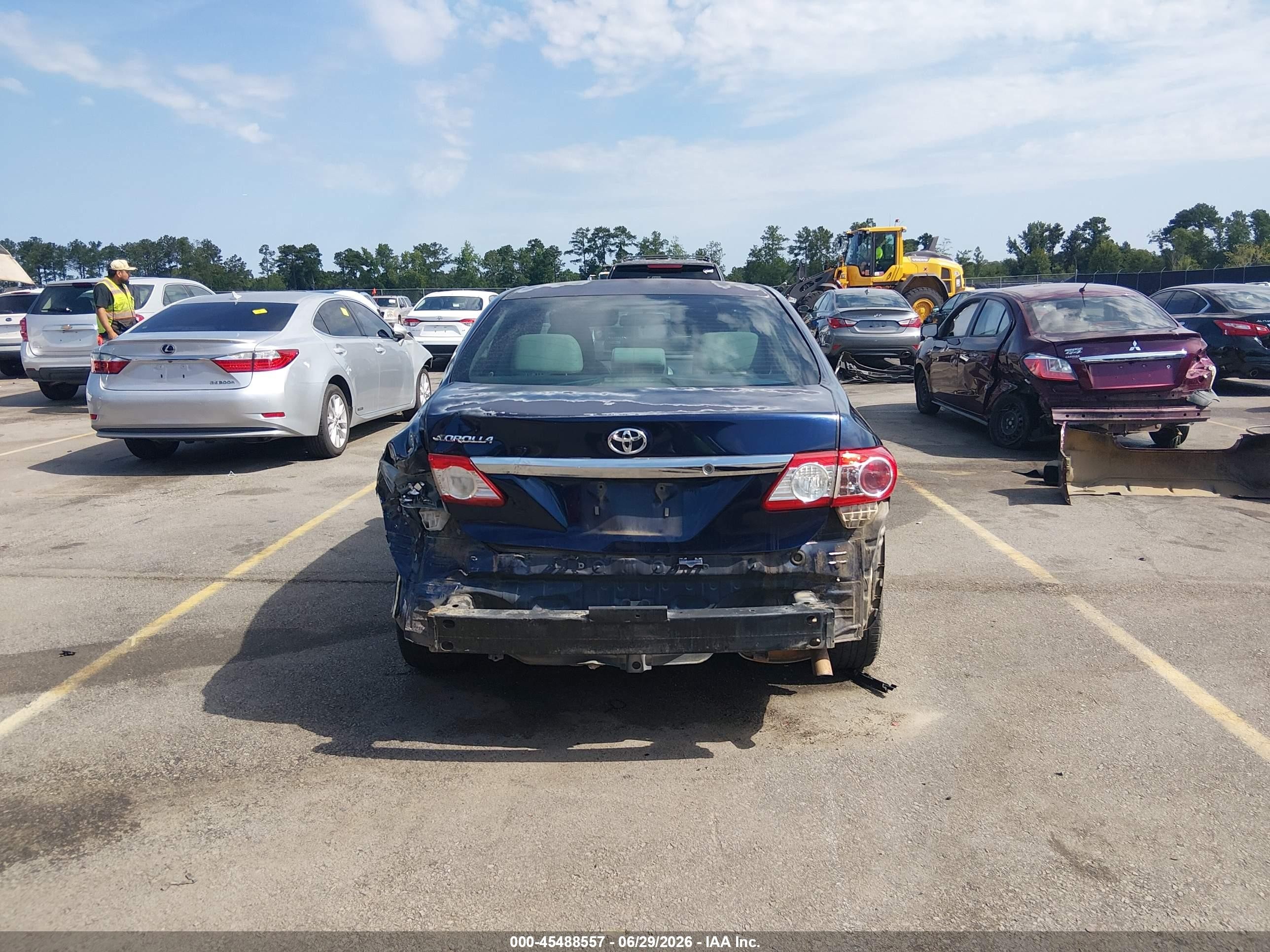 2013 Toyota Corolla L Navy vin: 2T1BU4EE4DC986752