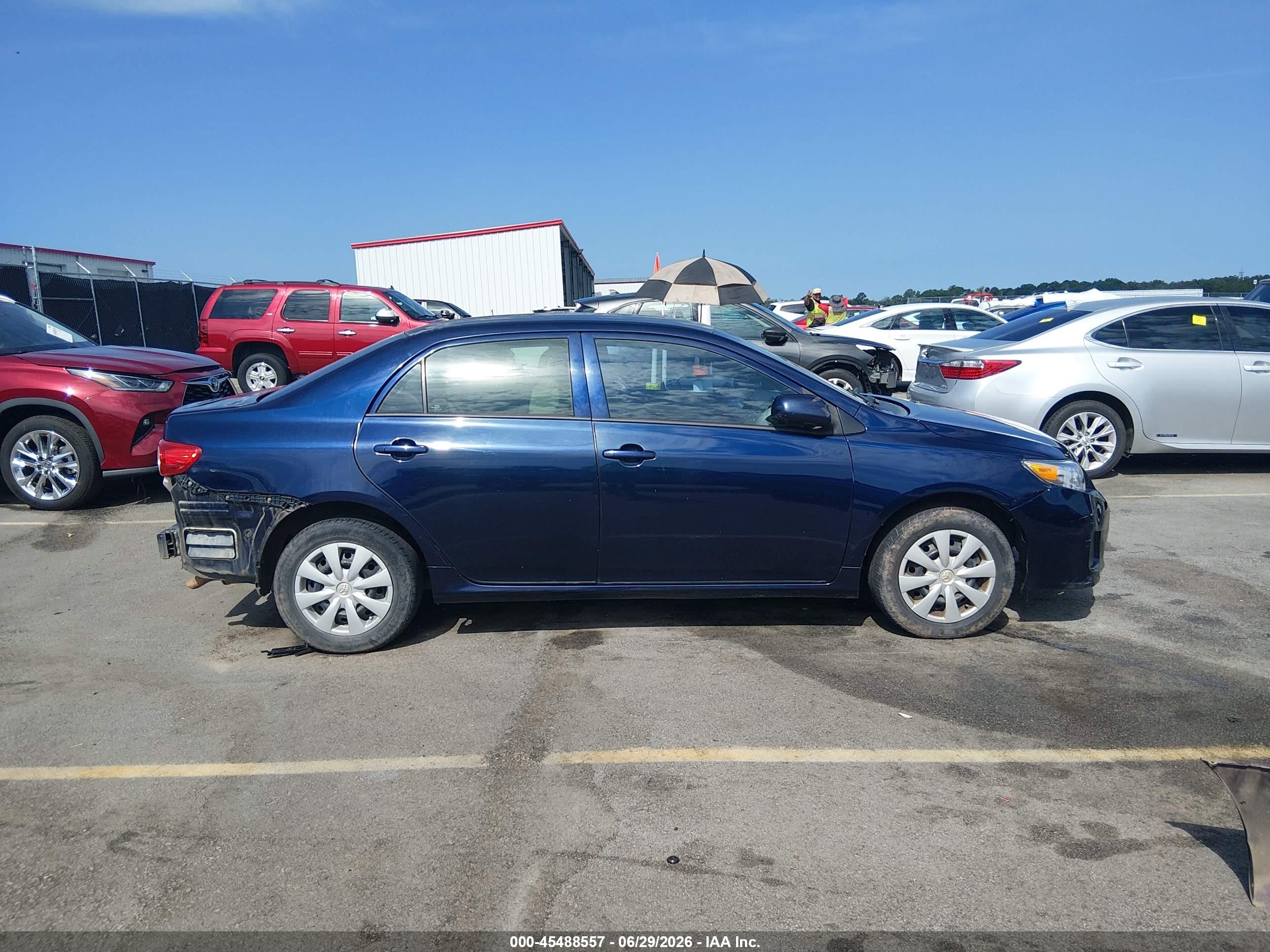 2013 Toyota Corolla L Navy vin: 2T1BU4EE4DC986752