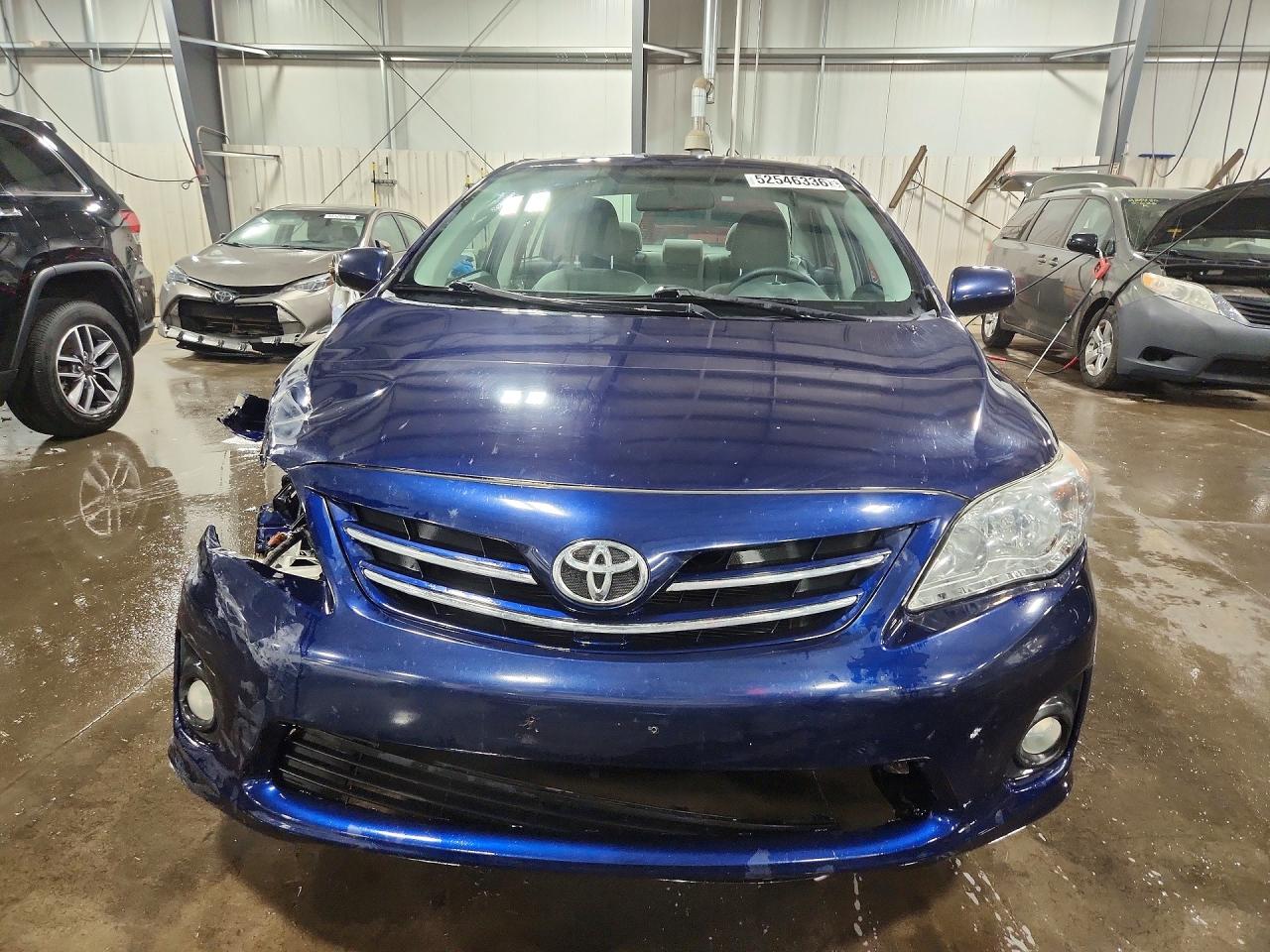 2013 Toyota Corolla Le Blue vin: 2T1BU4EE4DC987397
