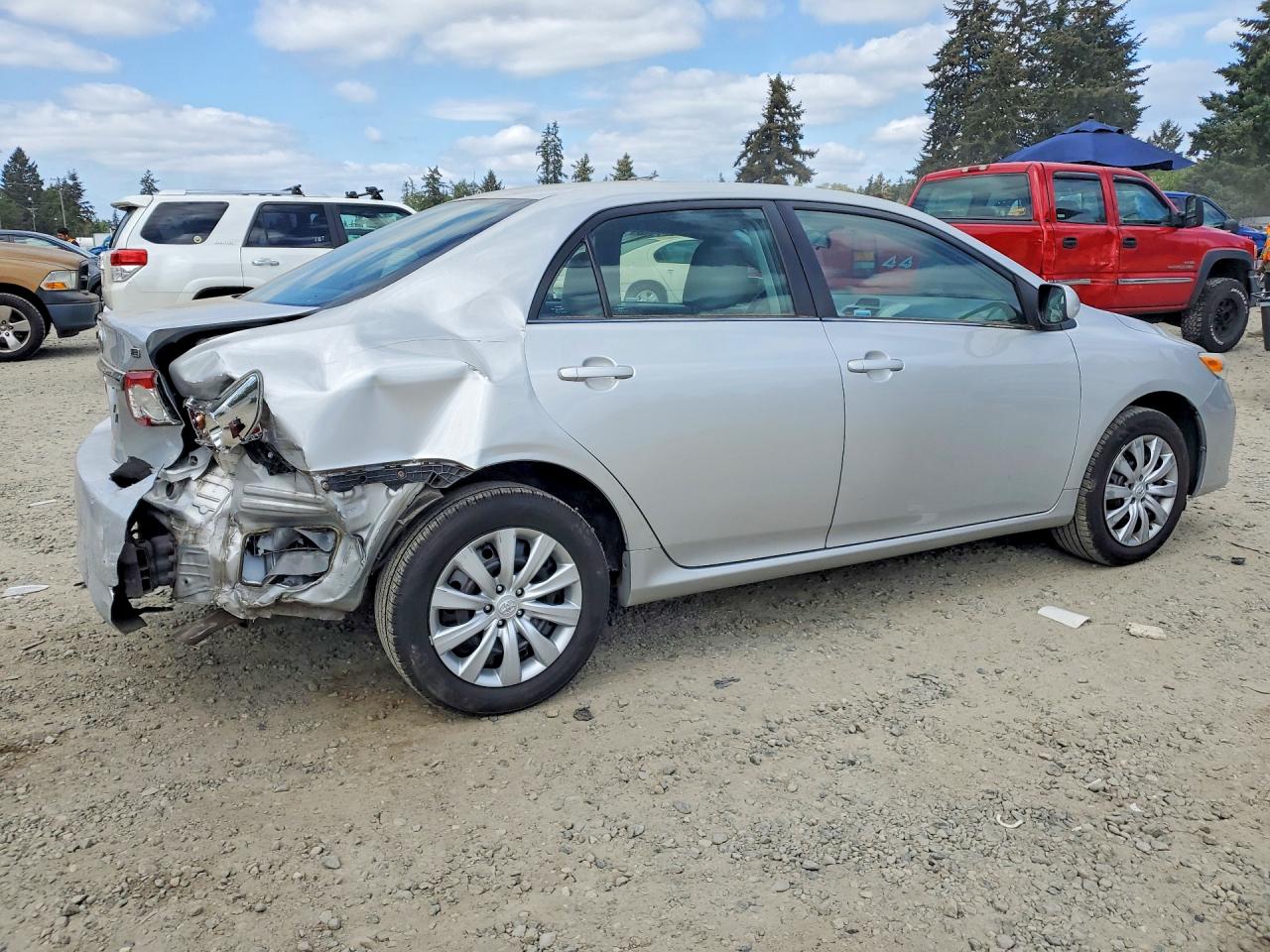 2013 Toyota Corolla Le Silver vin: 2T1BU4EE4DC991319