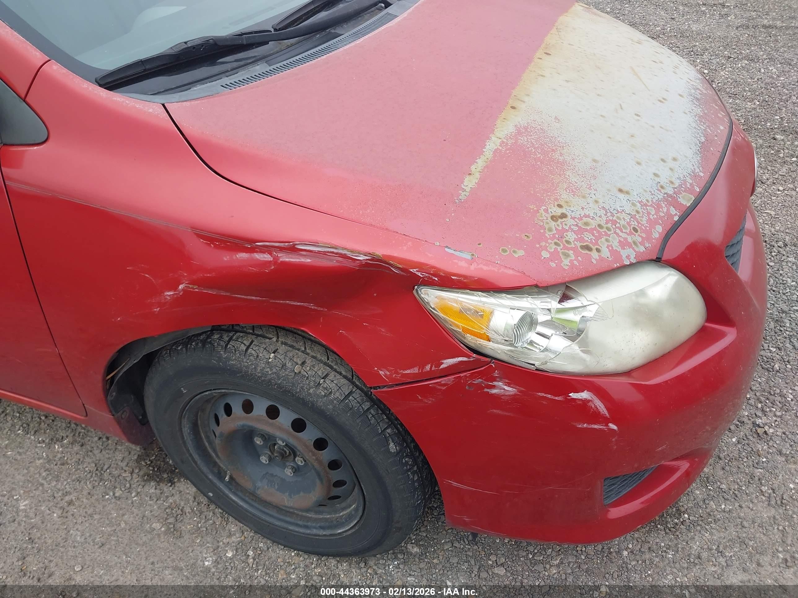 2010 Toyota Corolla Le Red vin: 2T1BU4EE5AC193388
