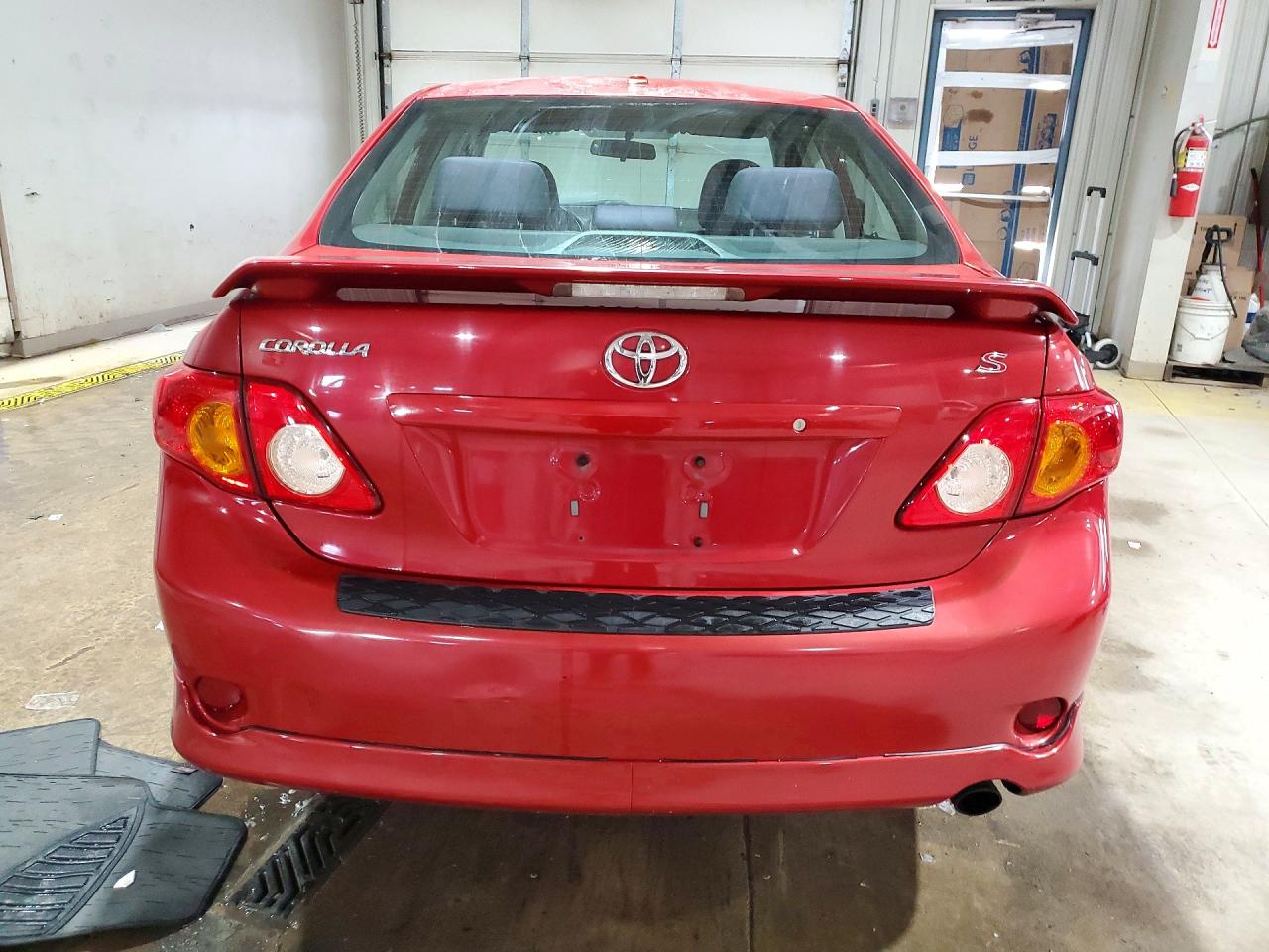 2010 Toyota Corolla S Maroon vin: 2T1BU4EE5AC224526