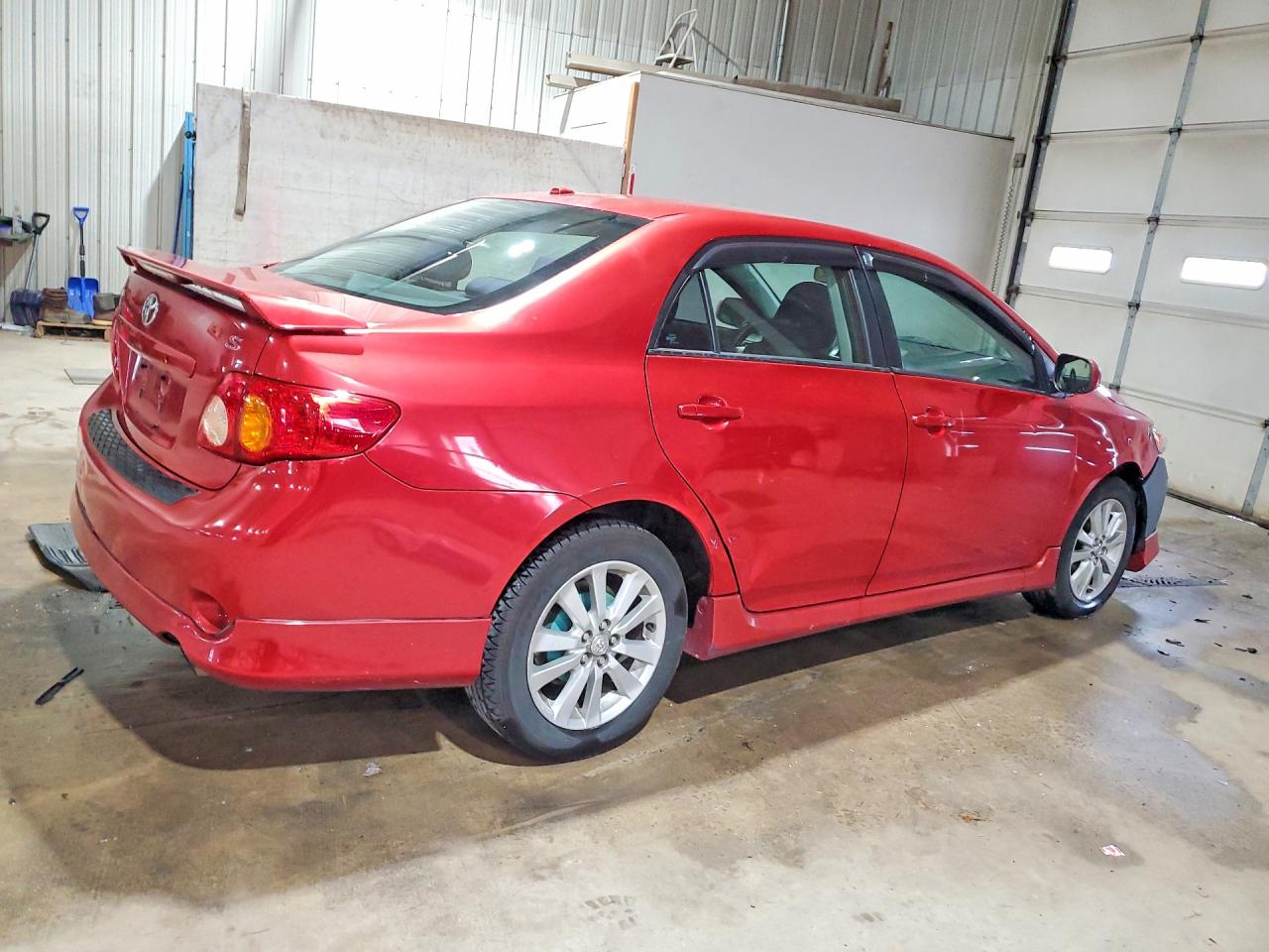 2010 Toyota Corolla S Maroon vin: 2T1BU4EE5AC224526
