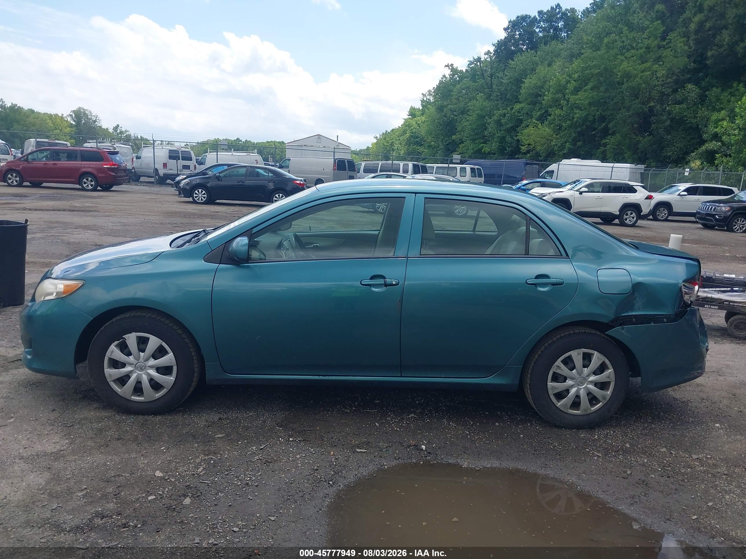 2010 Toyota Corolla Le Turquoise vin: 2T1BU4EE5AC230648