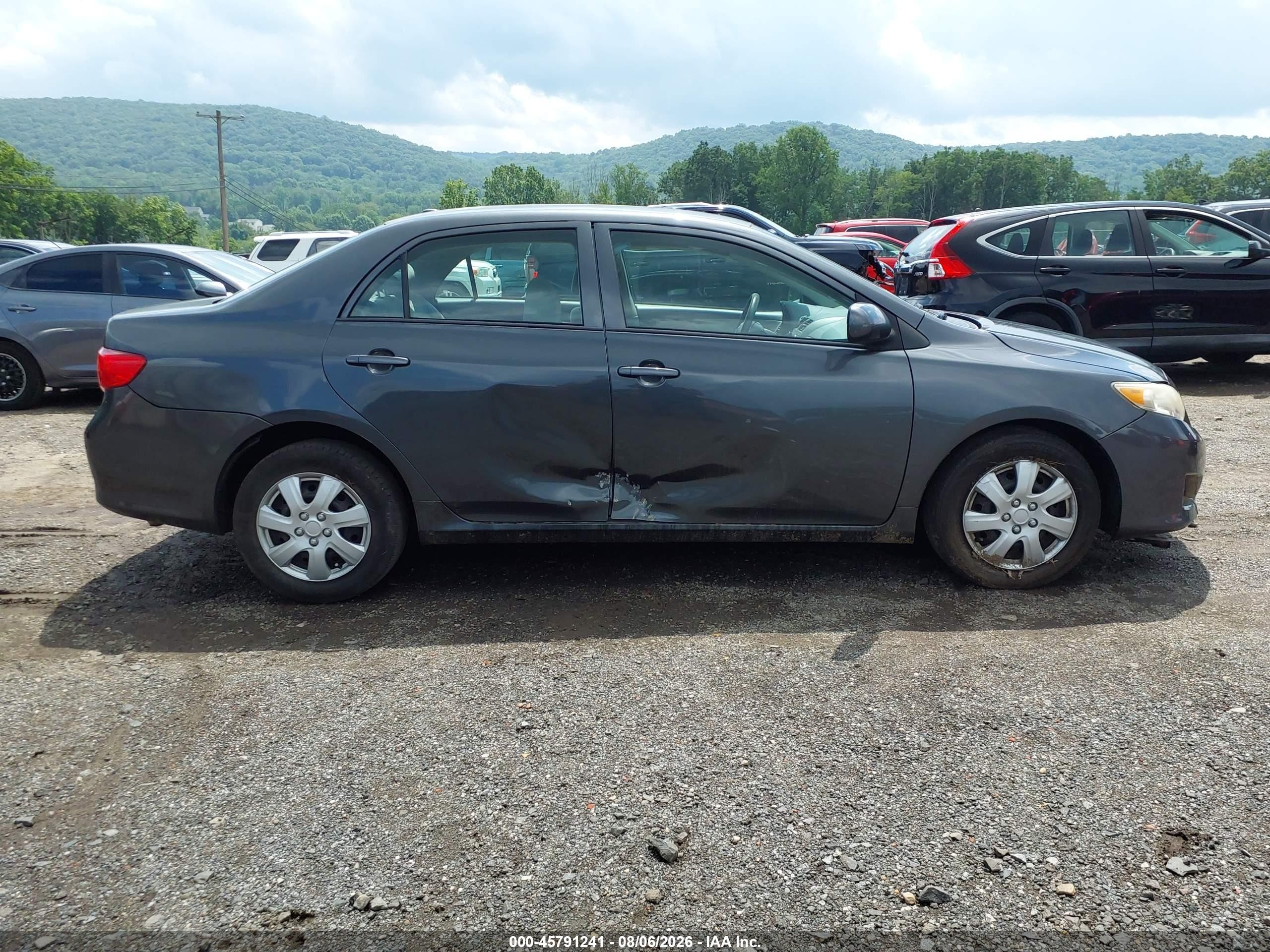 2010 Toyota Corolla Le Gray vin: 2T1BU4EE5AC243092