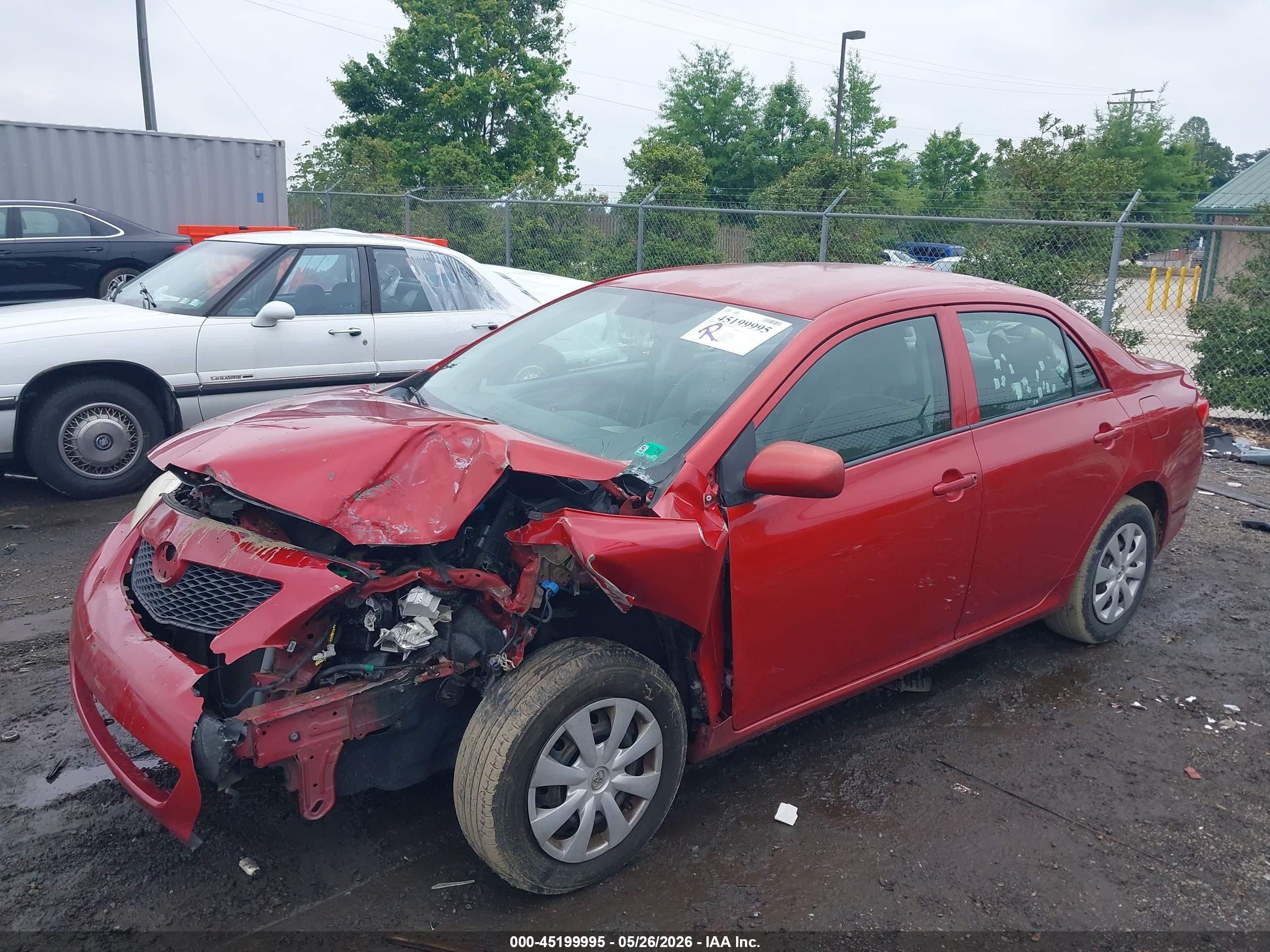 2010 Toyota Corolla Le Red vin: 2T1BU4EE5AC247109
