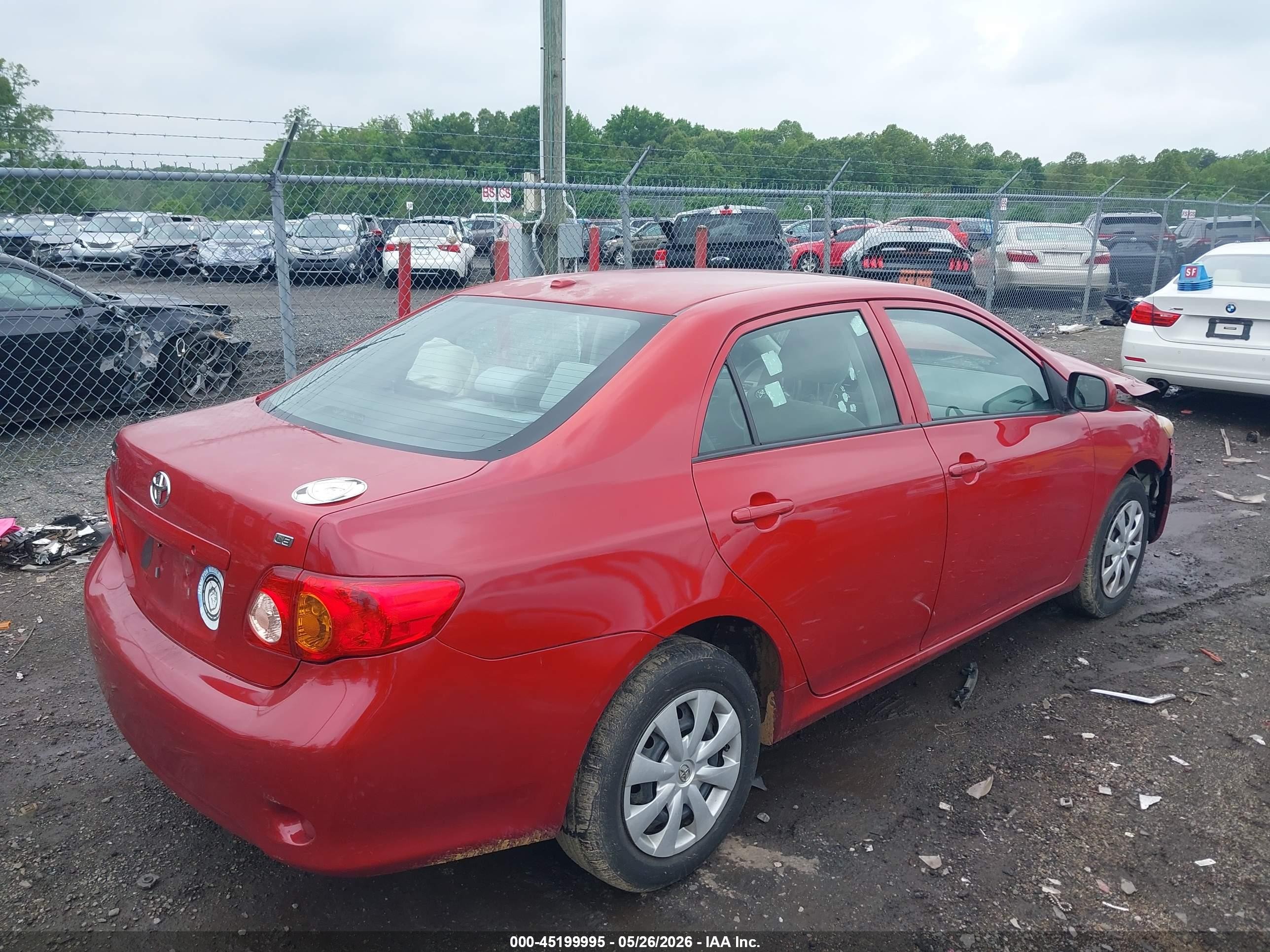 2010 Toyota Corolla Le Red vin: 2T1BU4EE5AC247109