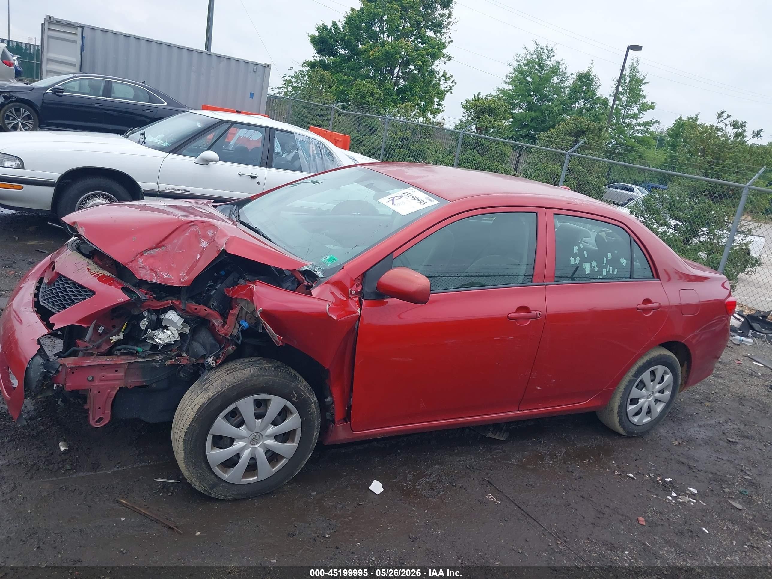 2010 Toyota Corolla Le Red vin: 2T1BU4EE5AC247109
