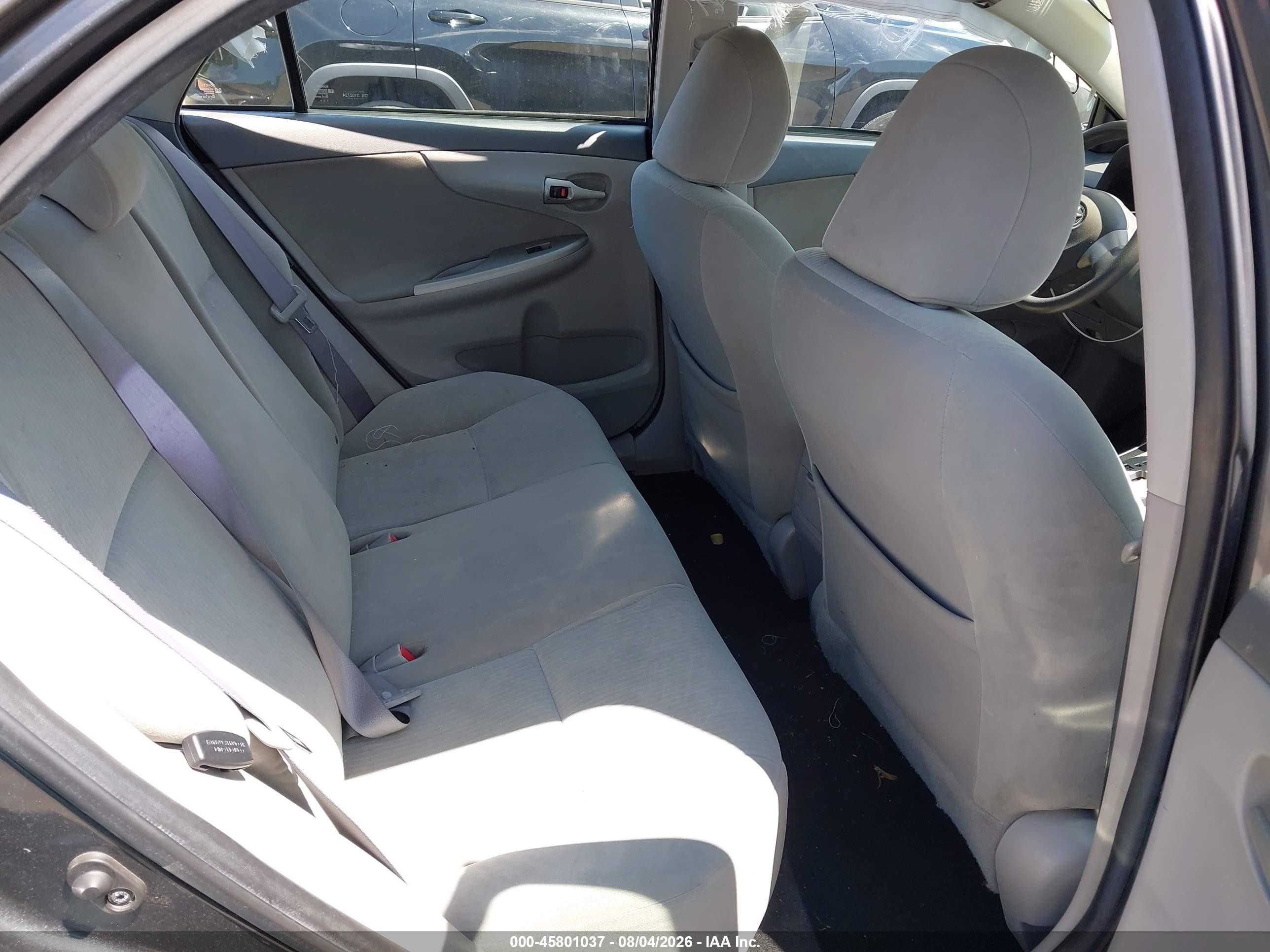 2010 Toyota Corolla Le Gray vin: 2T1BU4EE5AC247675