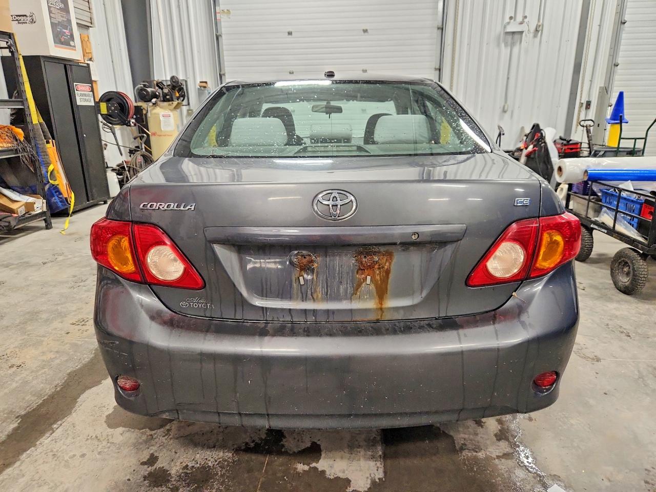 2010 Toyota Corolla Base Gray vin: 2T1BU4EE5AC252469