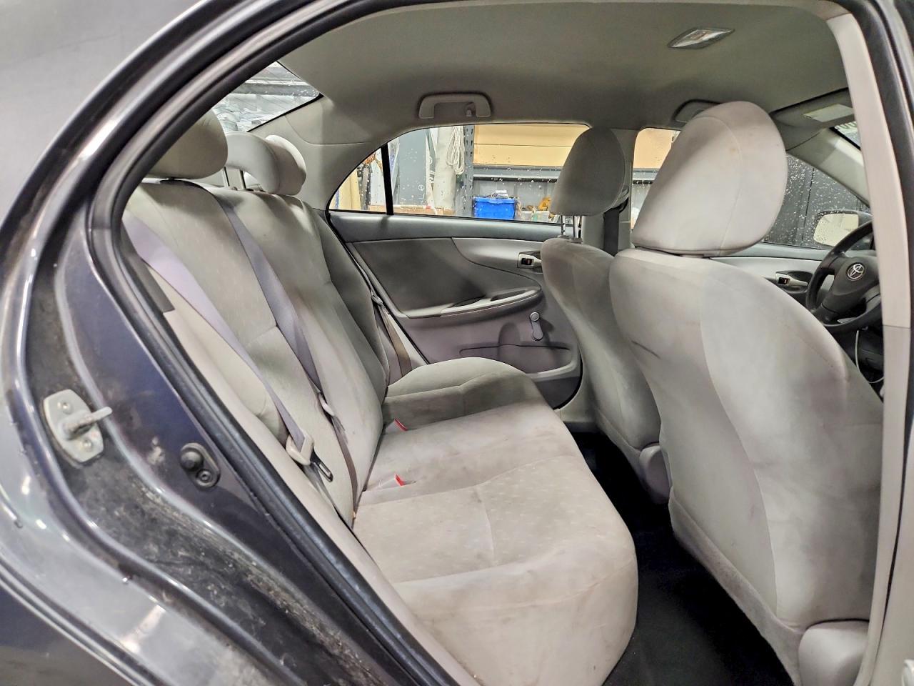 2010 Toyota Corolla Base Gray vin: 2T1BU4EE5AC252469