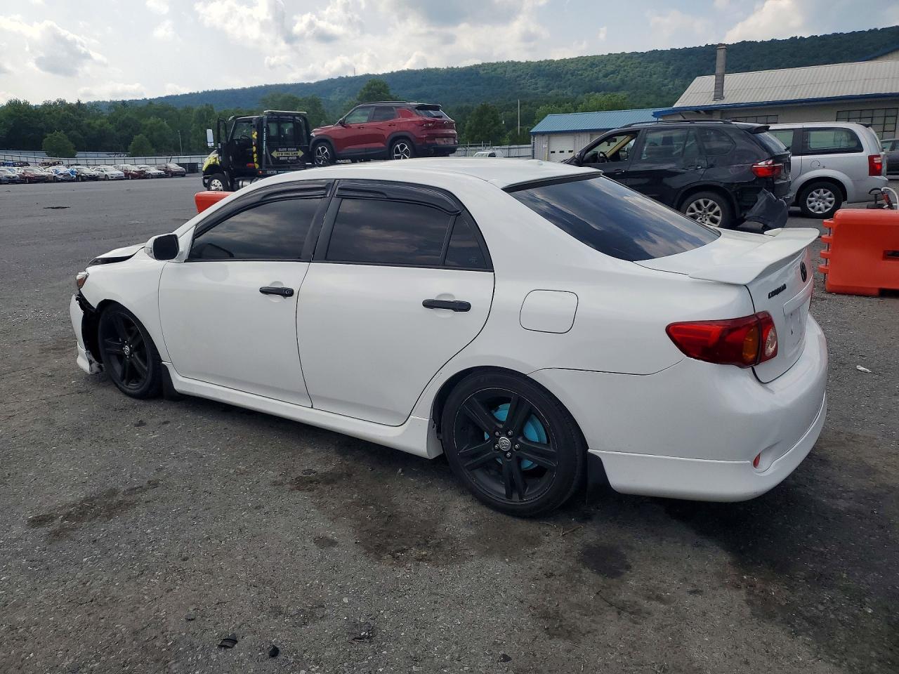 2010 Toyota Corolla S White vin: 2T1BU4EE5AC260586