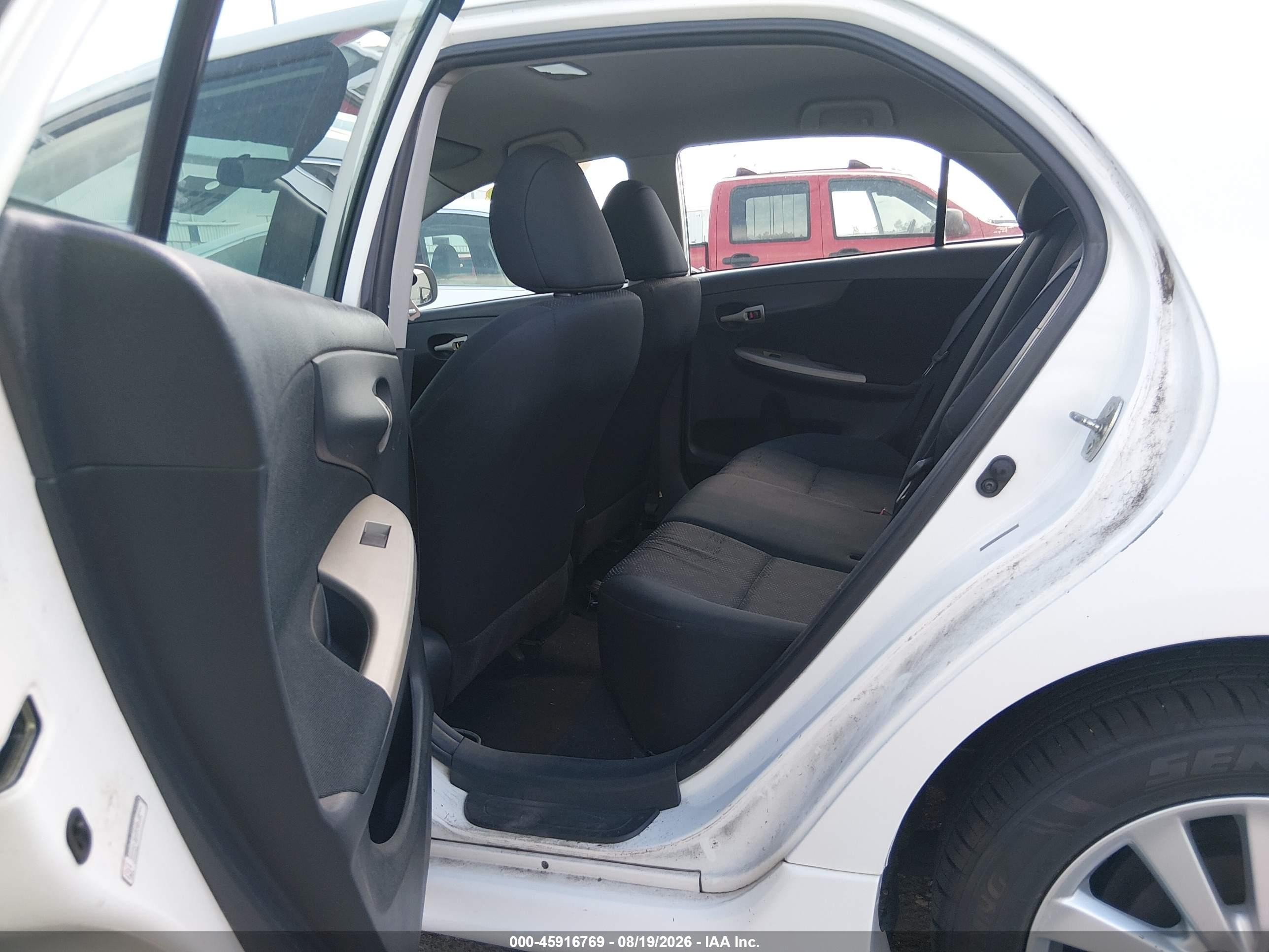 2010 Toyota Corolla S White vin: 2T1BU4EE5AC289697